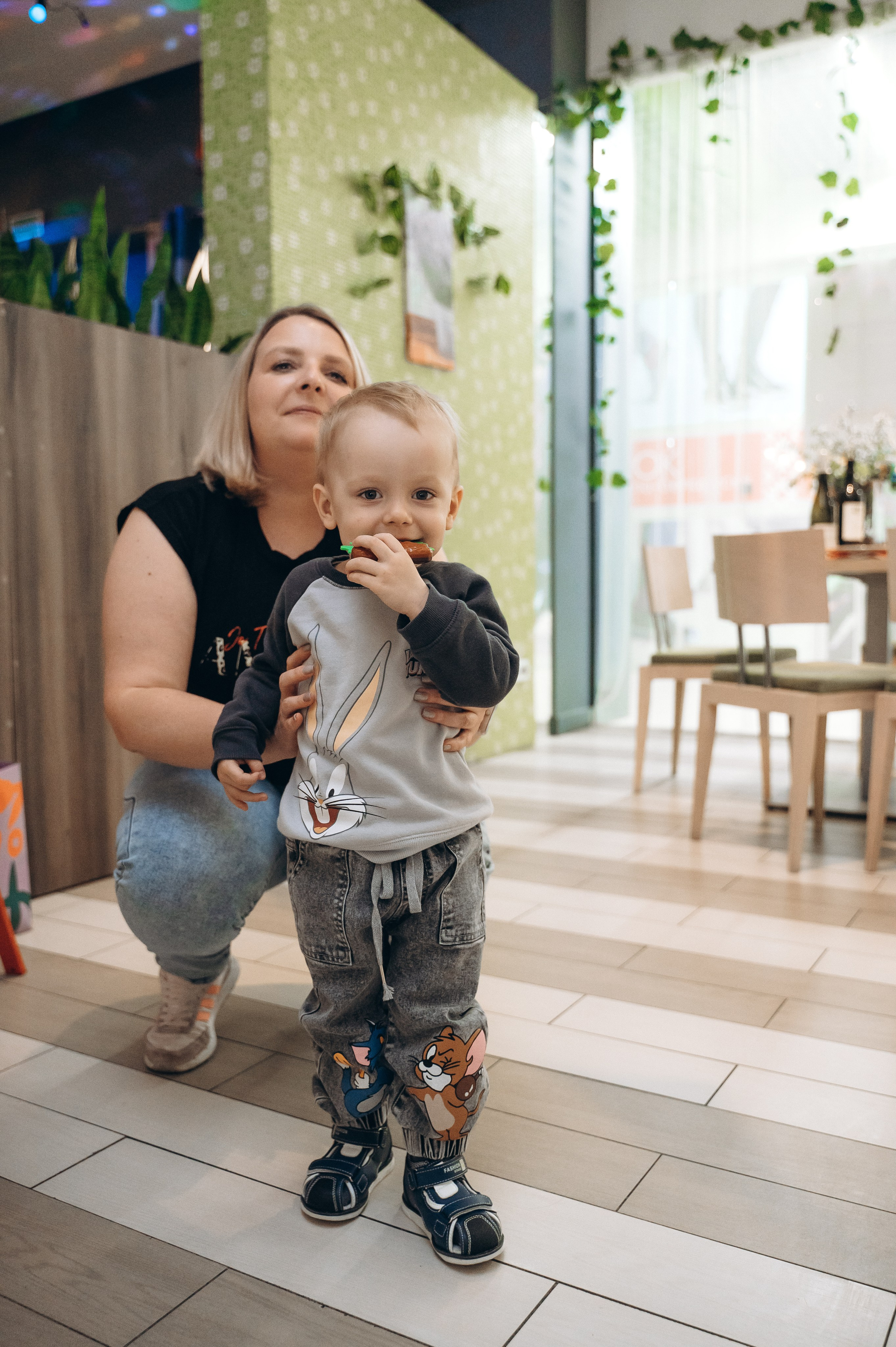 Анечке 2 года (MIA FAMILIA семейное кафе). Семейный фотограф в Минске Дарья Дреко