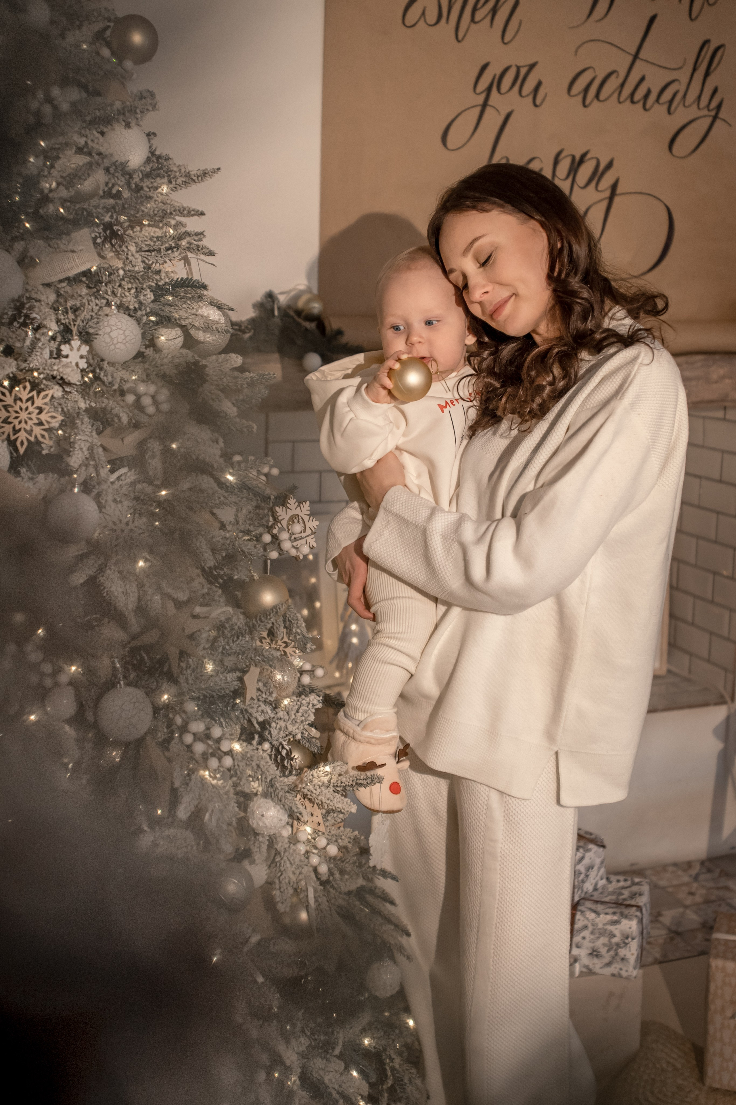 Студийные съёмки, портфолио. Фотограф на крещение и венчание, семейный фотограф в Санкт-Петербурге