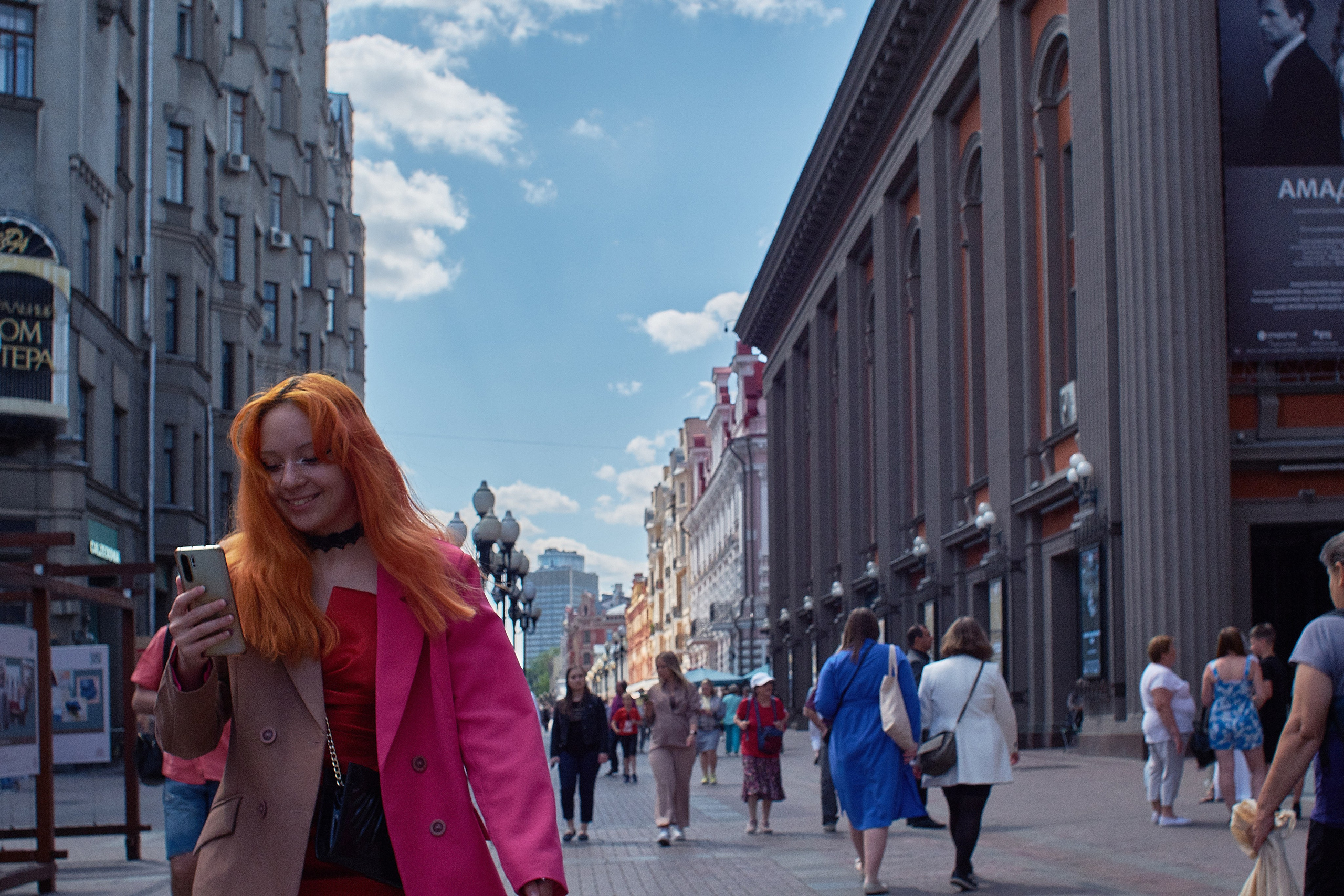 Портрет девушки "Онлайн" - фотограф Виталий Дени