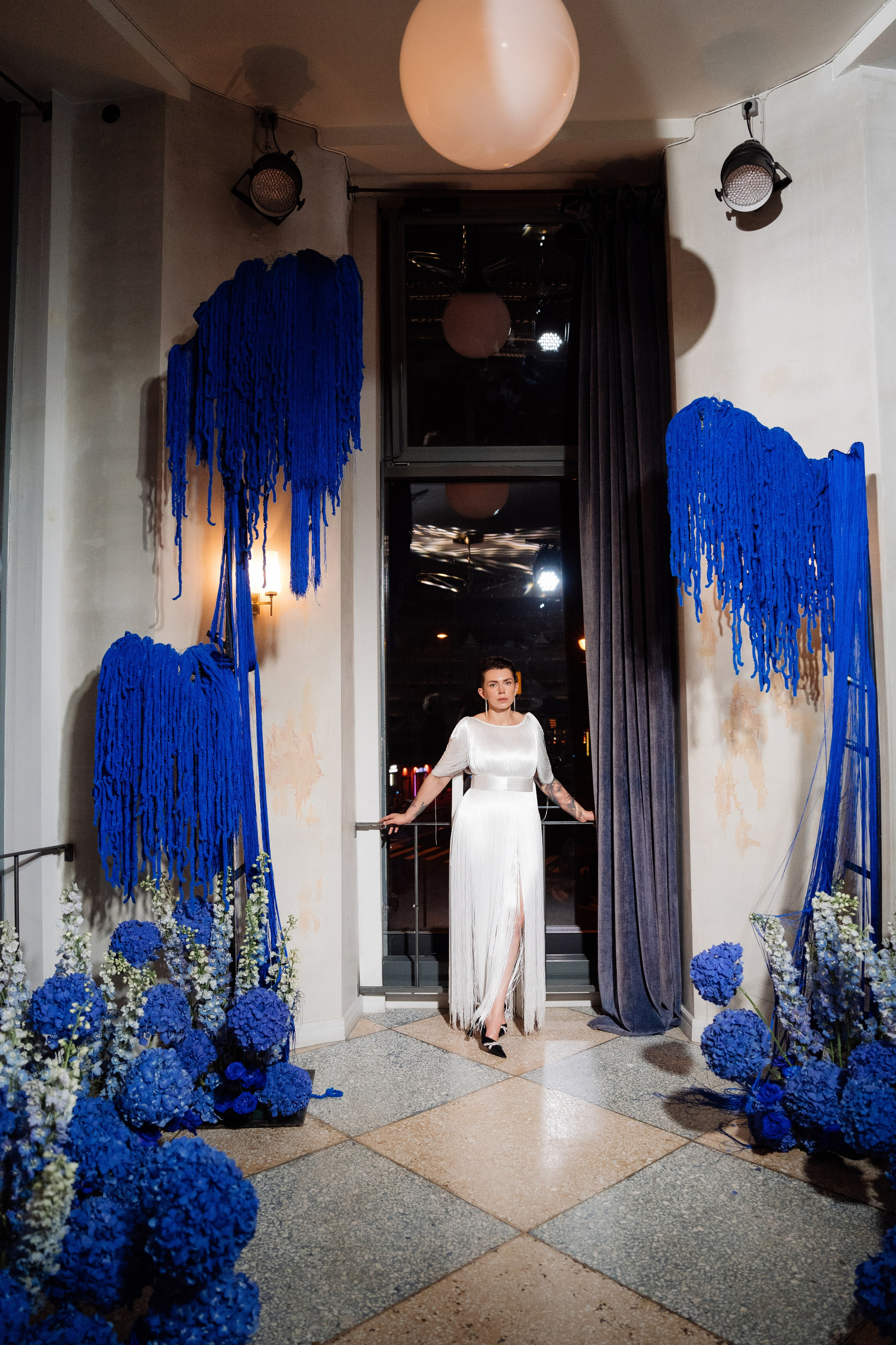 Свадьба в сошиал клабе. Свадебный фотограф организатор в Санкт-Петербурге Ассоль Опарина