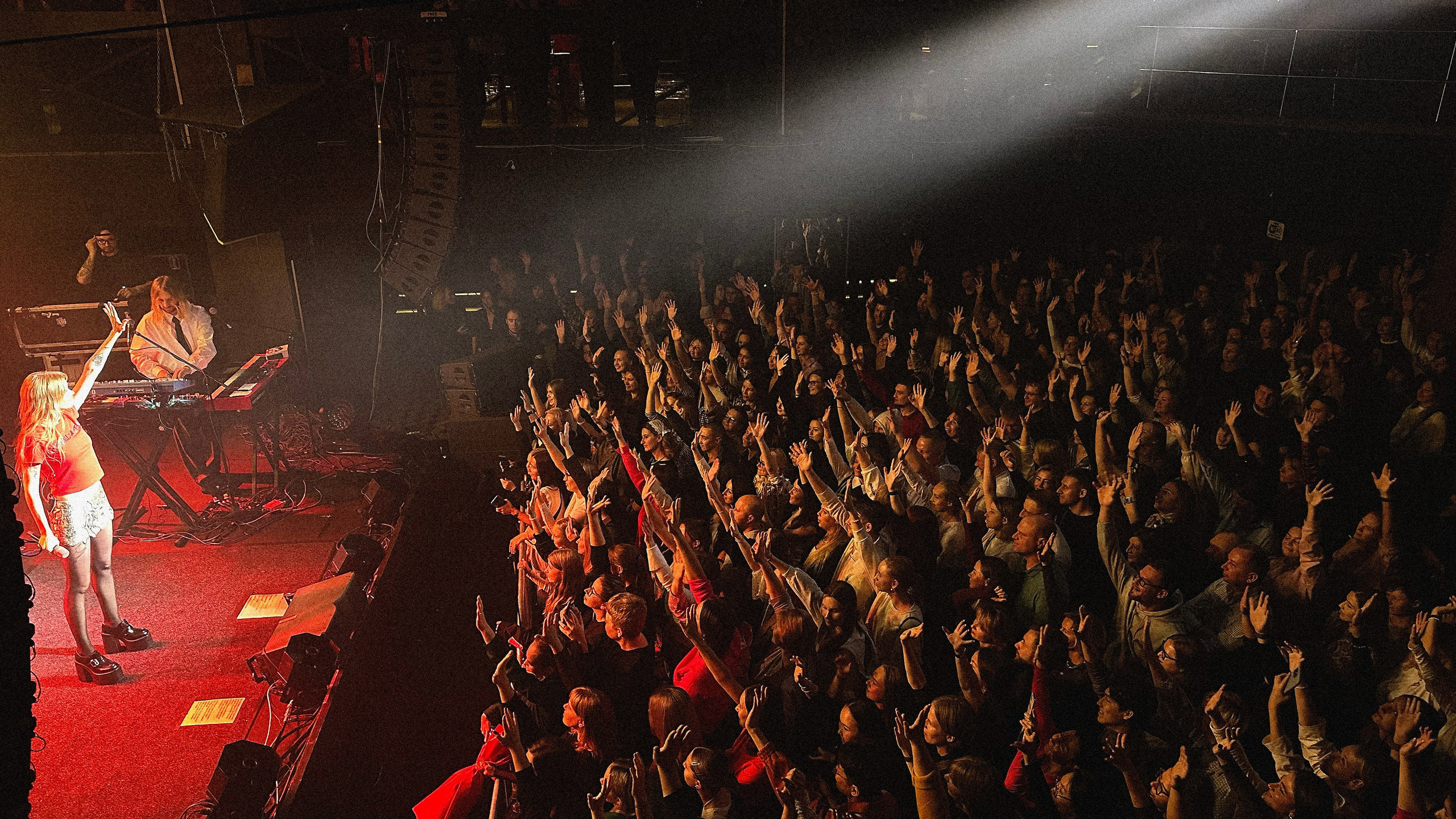 КОНЦЕРТЫ. Наталья Шабалина, фотограф в Иркутске. Женский и мужской портрет, съёмка мероприятий. Парная и свадебная съемка