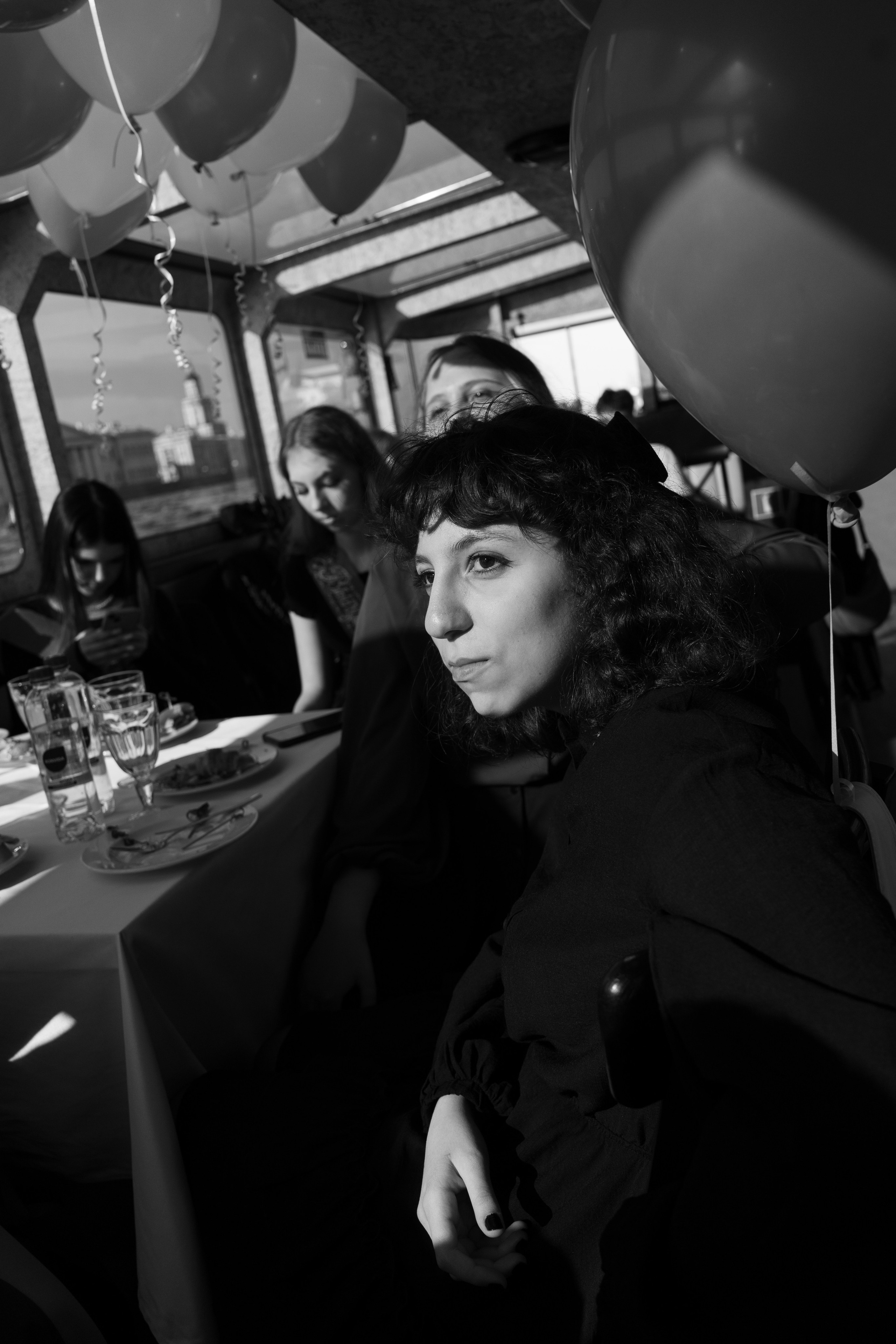 Выпускной на корабле. Фотограф Елизавета Потешкина