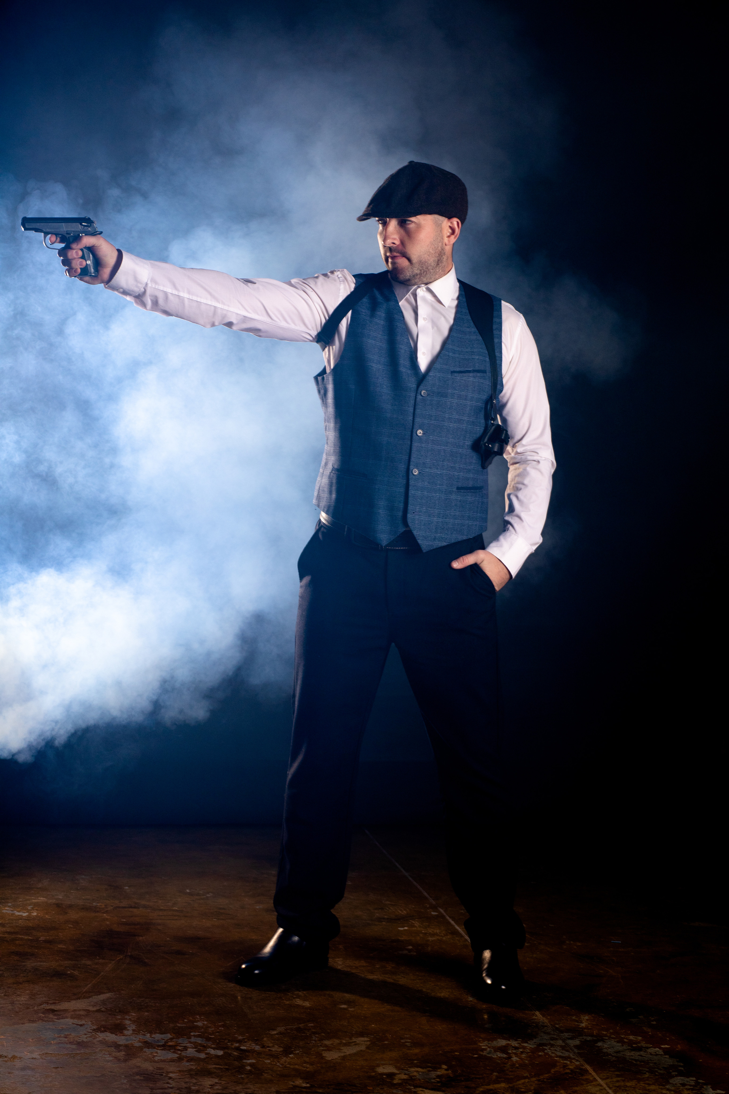 Фотосессия в стиле «Острые козырьки» для Сергея. Фотограф Владивосток