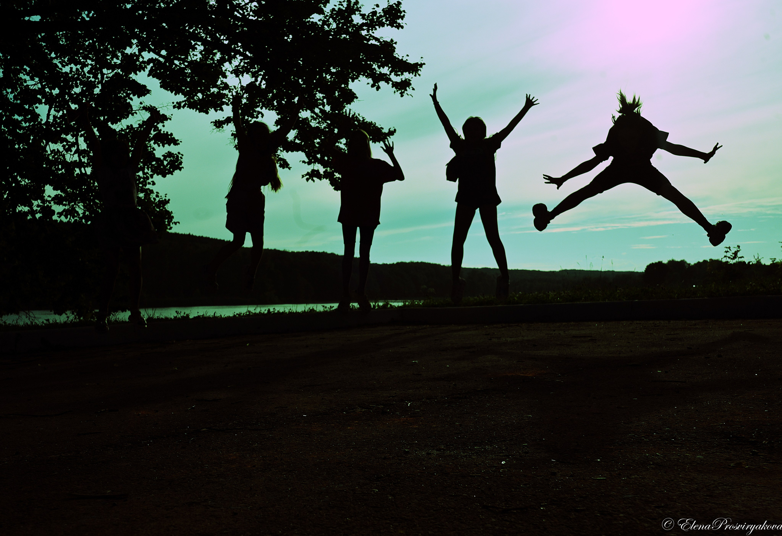 ЕЛЕНА ПРОСВИРЯКОВА