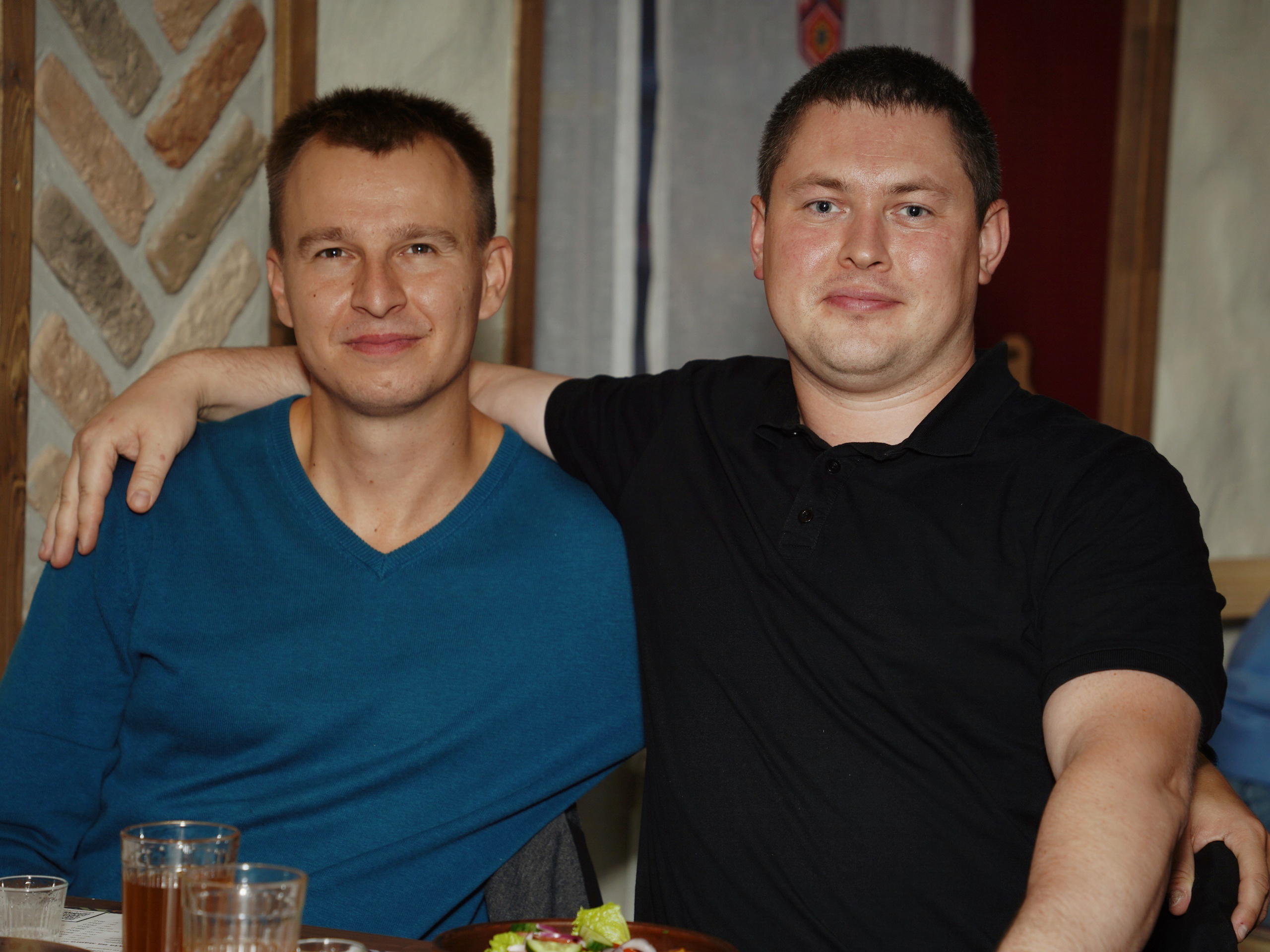 Репортажная съёмка: открытие хинкальной «Старик Хинкалич». Событийный фотограф Анна Курникова