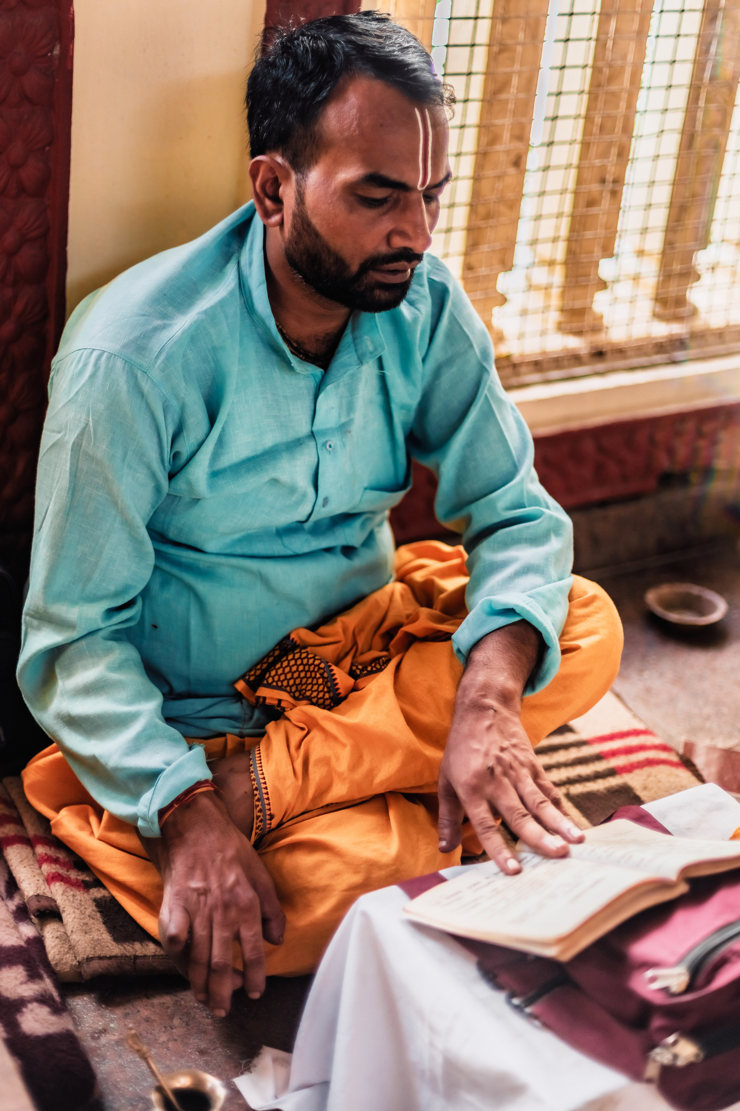 Devraha baba ji ashram life 2025. Mariam Bagdasaryan