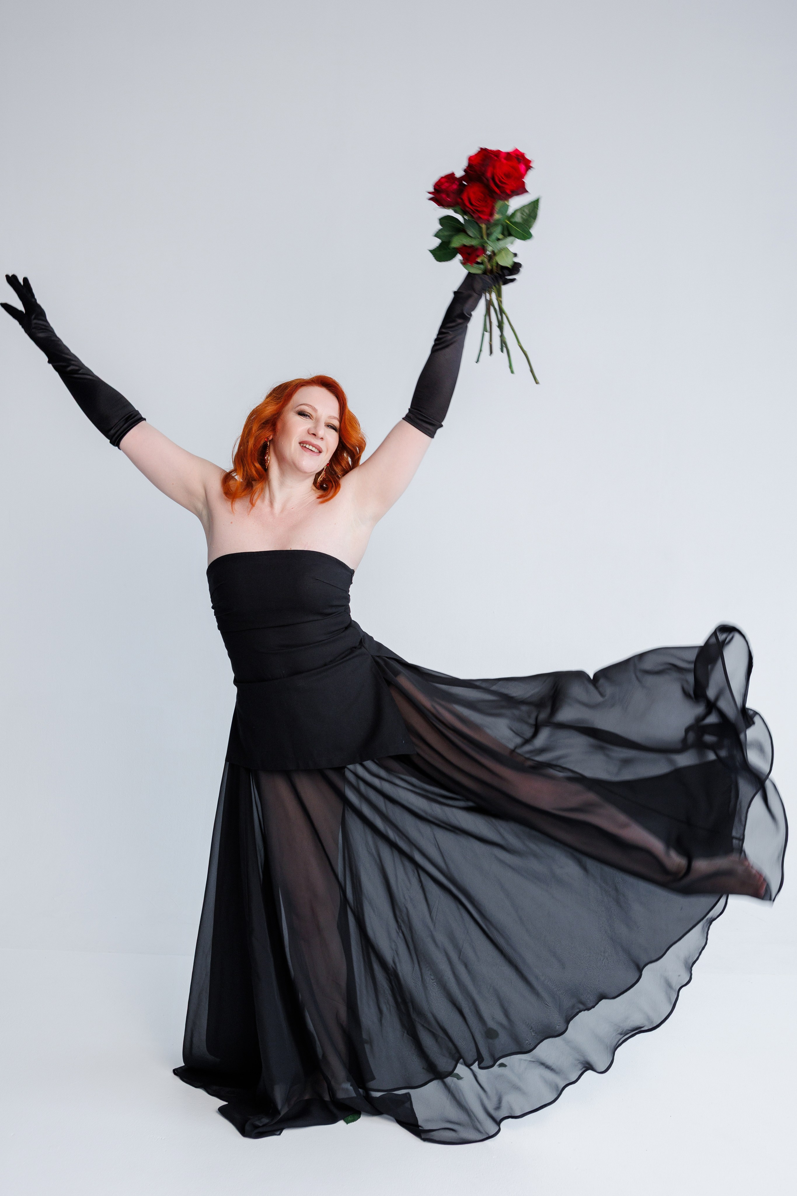 Ольга и розы. Фотограф в Санкт-Петербурге