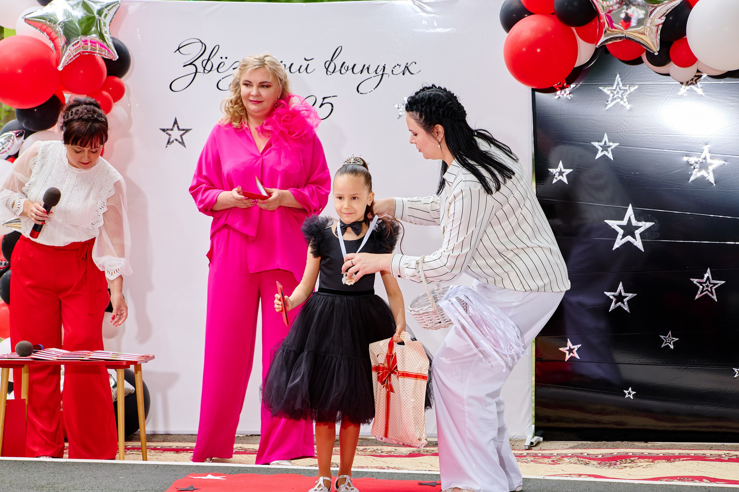 Выпускной 45 сад. Фотограф Выпускные альбомы Таганрог Сергей Коробченко