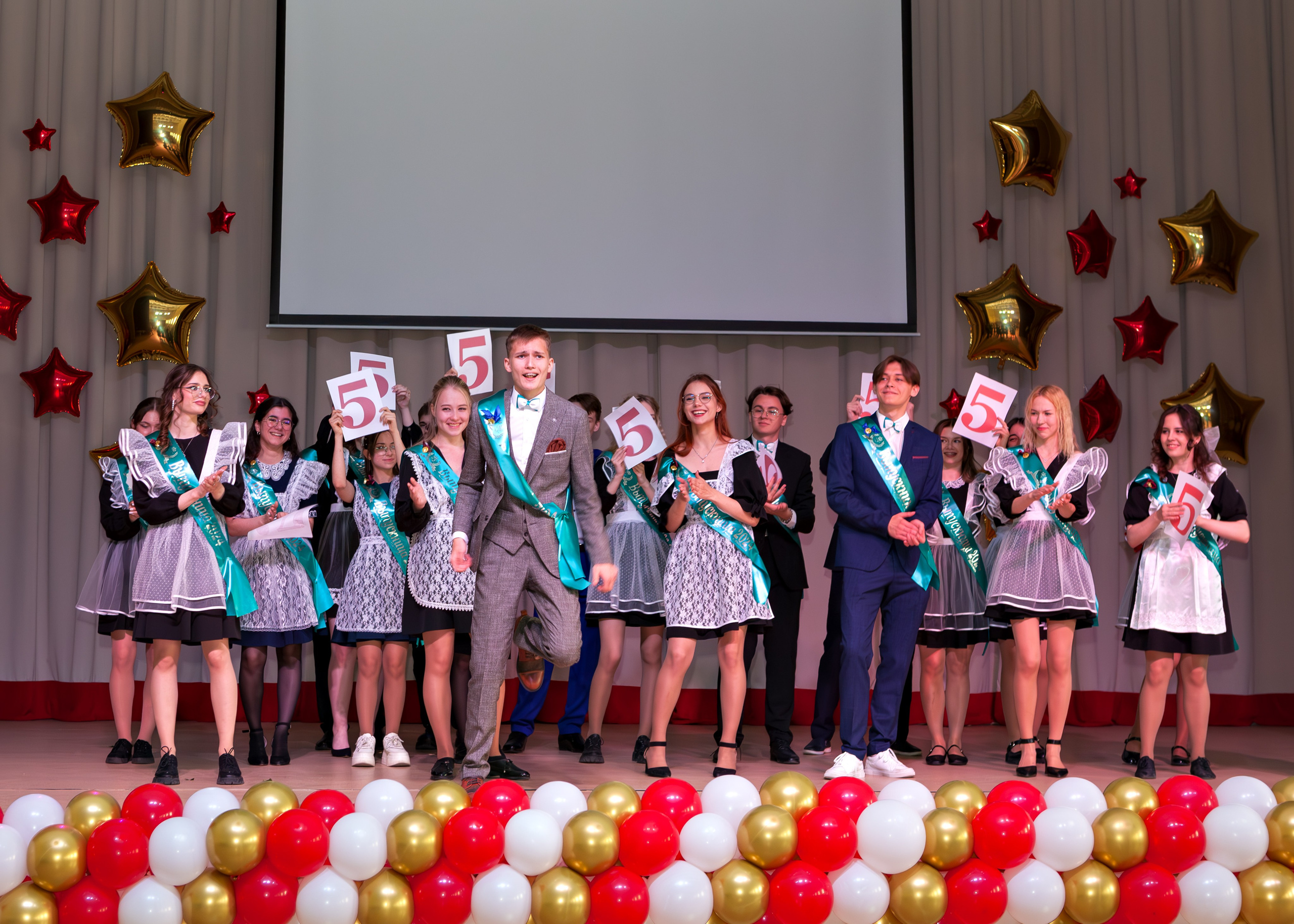 Гимназия № 7, г. Подольск, Последний звонок, 11 класс. Выпускные альбомы и школьный фотограф в Подольске, Троицке, Щербинке, Москве и Московской области