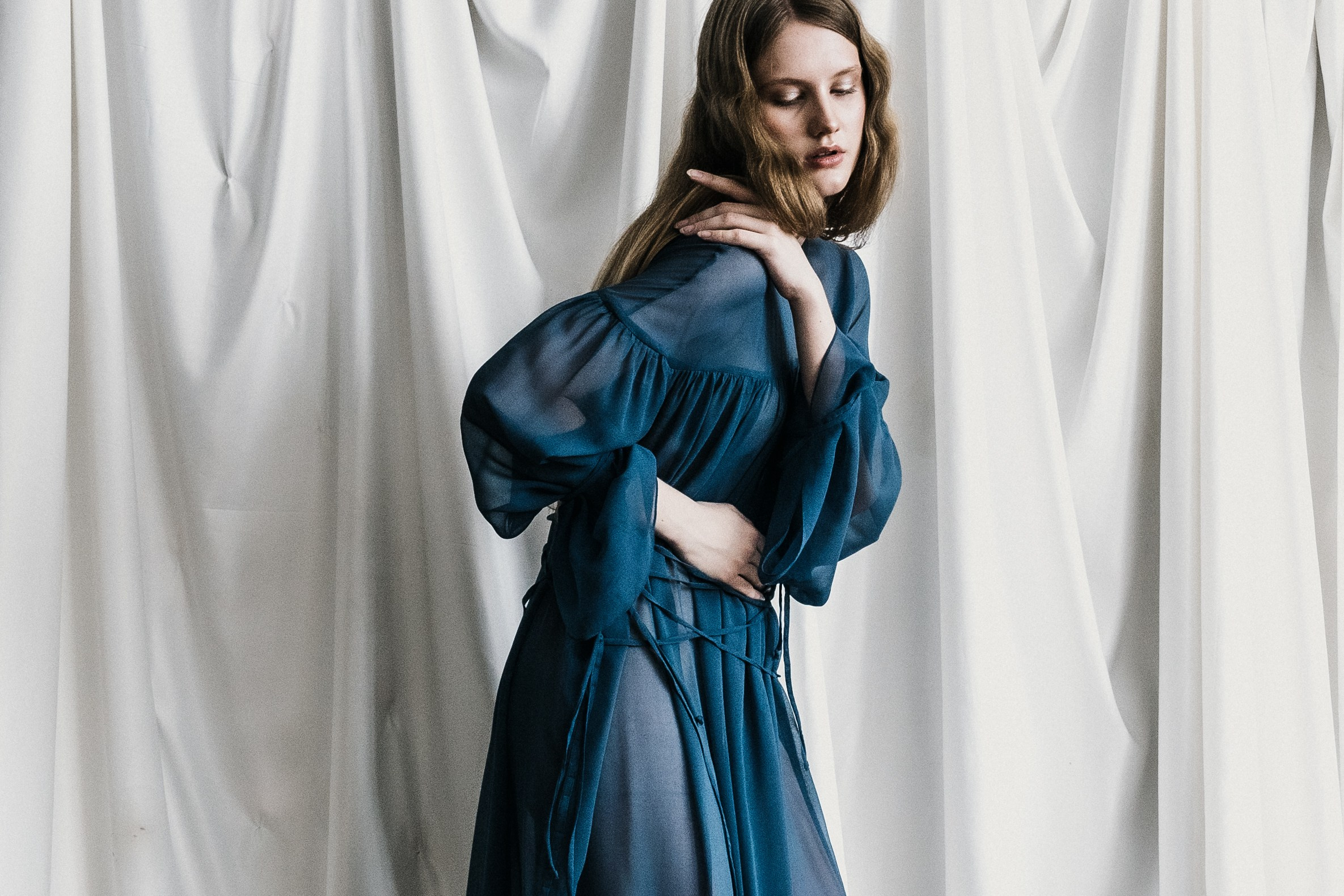 ZO: FLORA. TUTSARKIS — Art Director | Stylist | Photographer