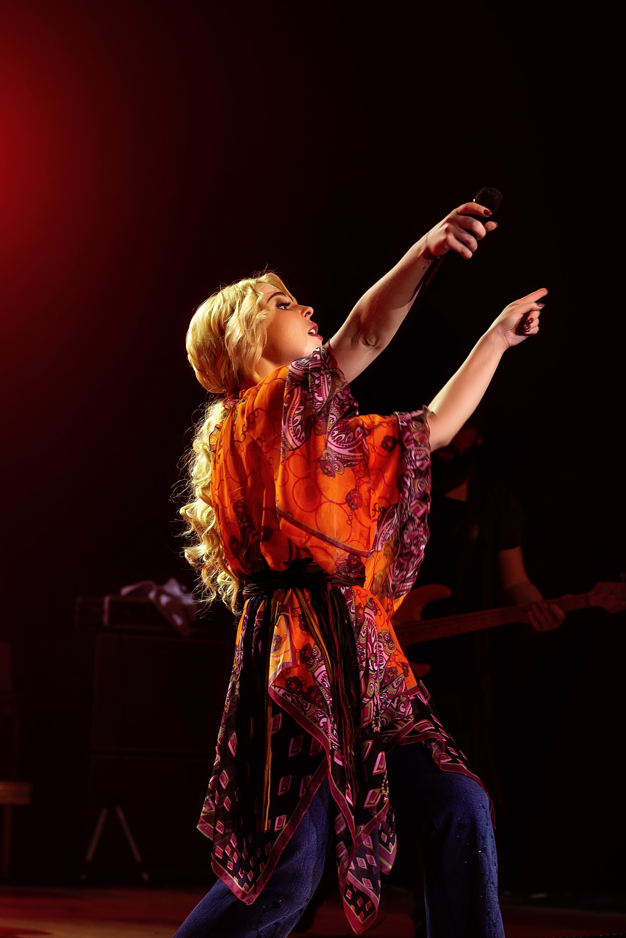 Концерт Пелагеи. Школьный, фэшн фотограф в Тюмени и в России Ирина Королева