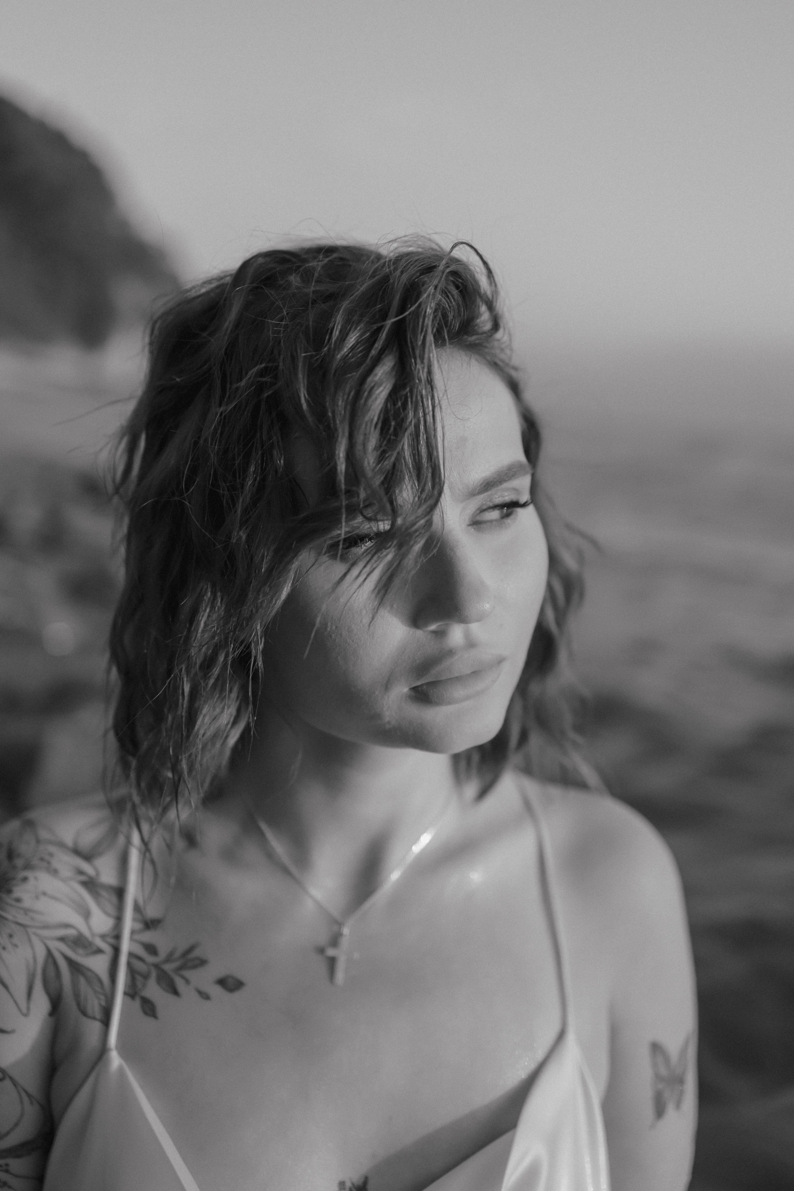 История любви на живописных скалах. Семейный и портретный фотограф в Геленджике Любовь Бодрова