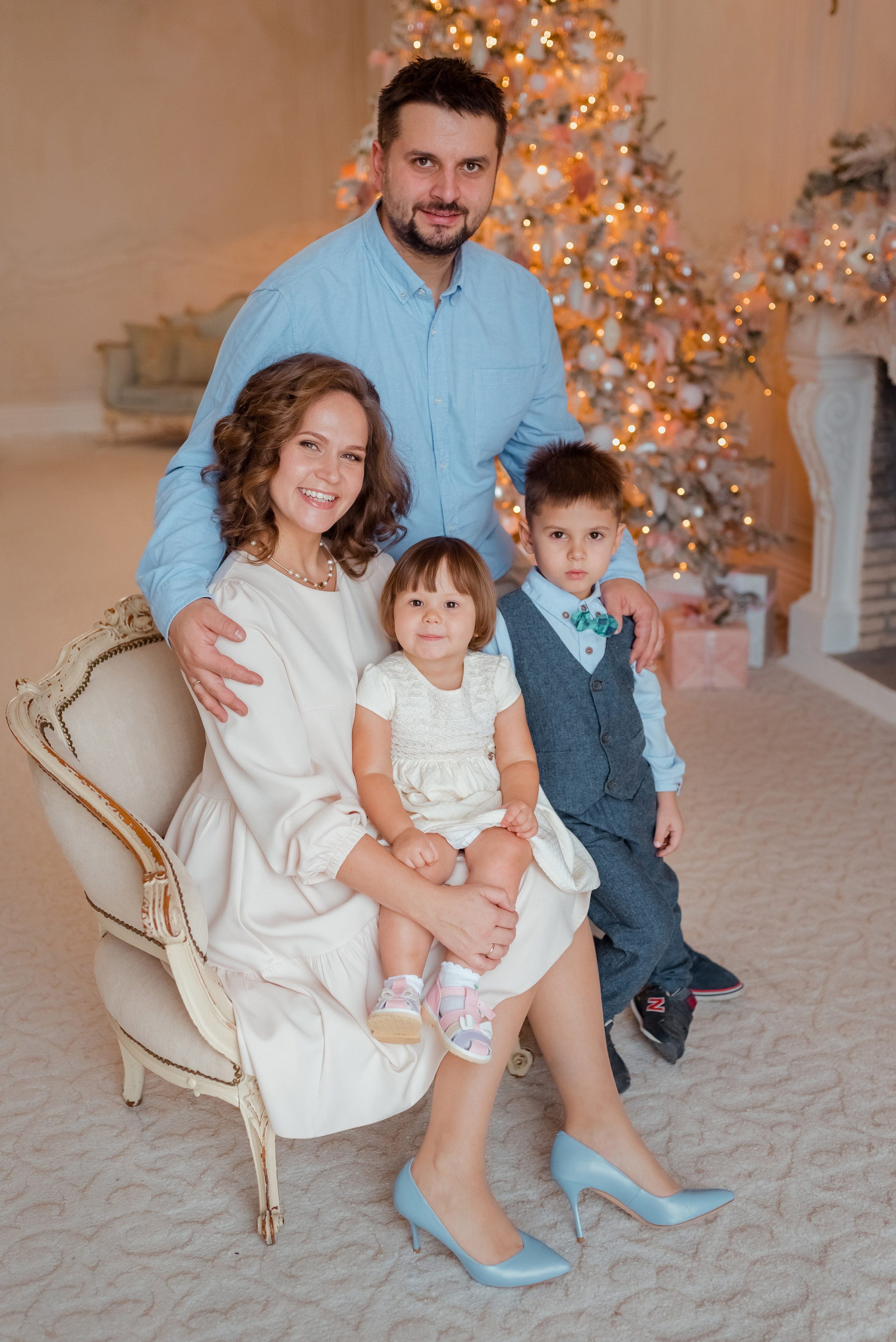 Семейная новогодняя фотосессия. Фотограф Юлия Кондратьева