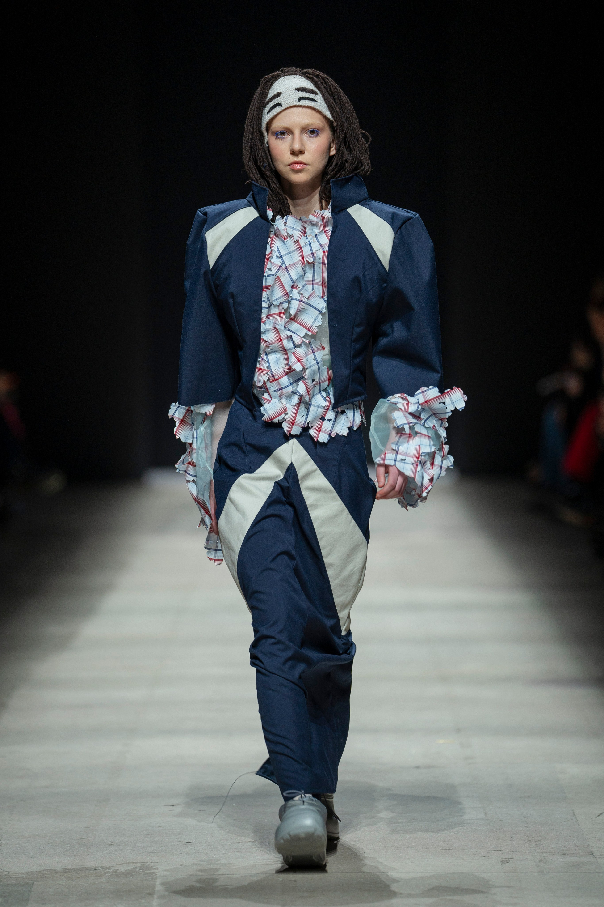 Показ Школы дизайна НИУ ВШЭ на Московской неделе моды. Фотограф в Москве Савкина Евгения