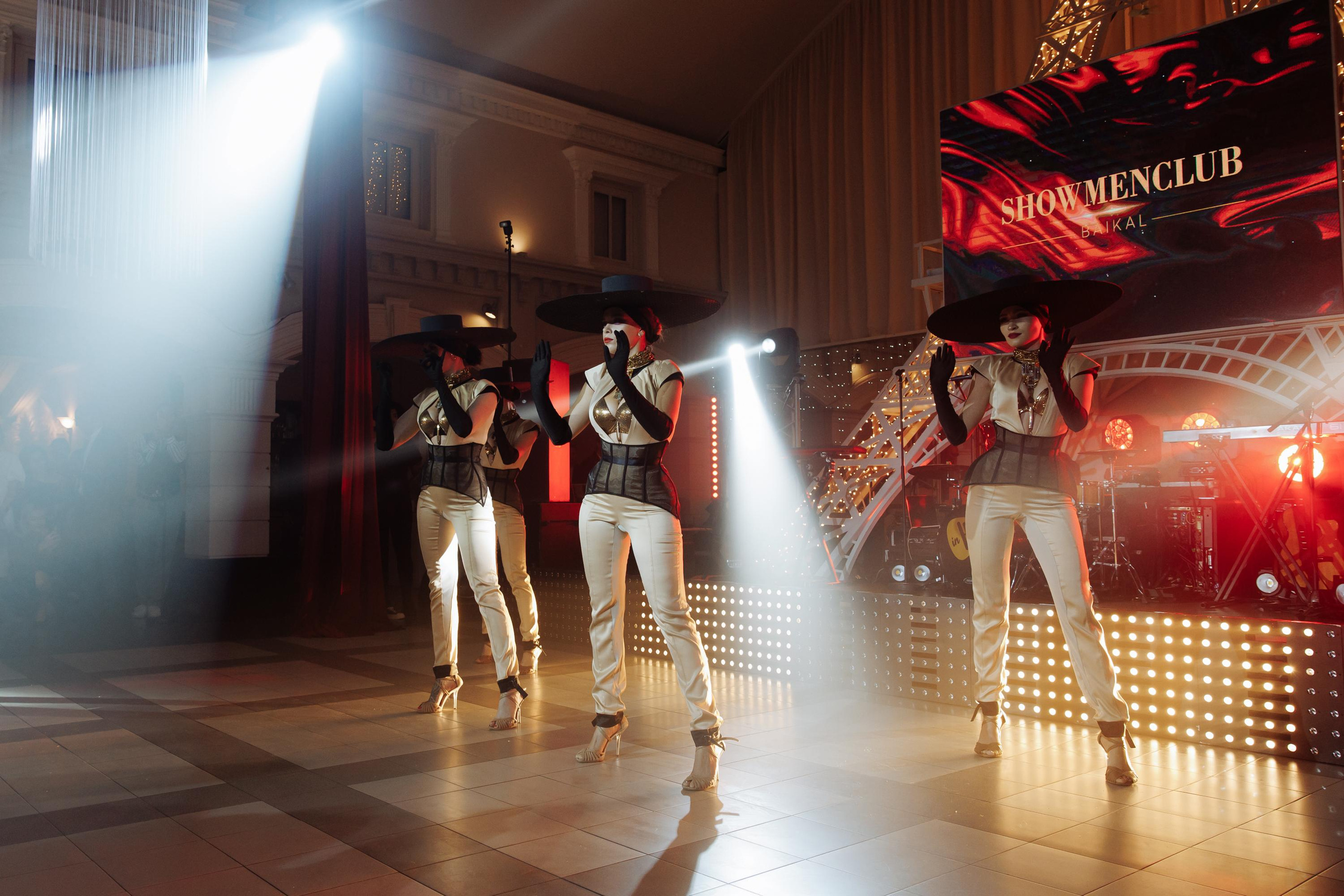 Закрытие свадебного сезона 2023 (р. Париж). Свадебный фотограф