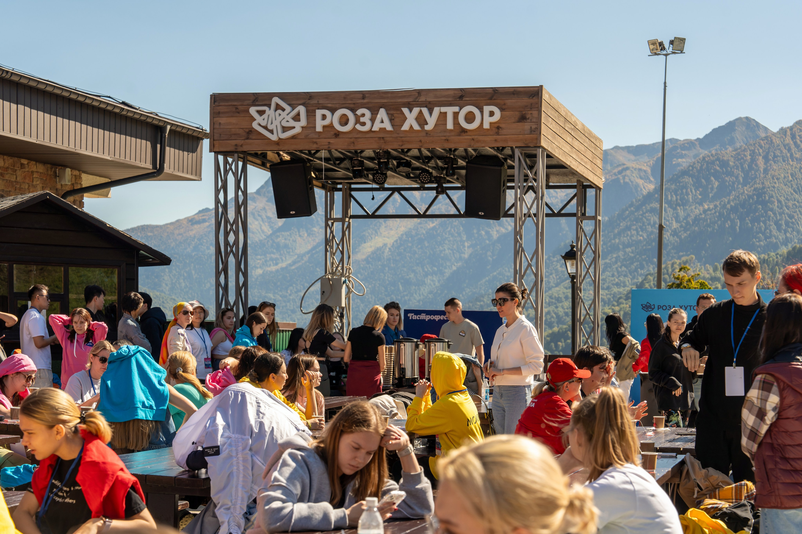 ChinaRosaFest 2024. Репортажный фотограф в Красной Поляне и Сочи Павлюченко Екатерина