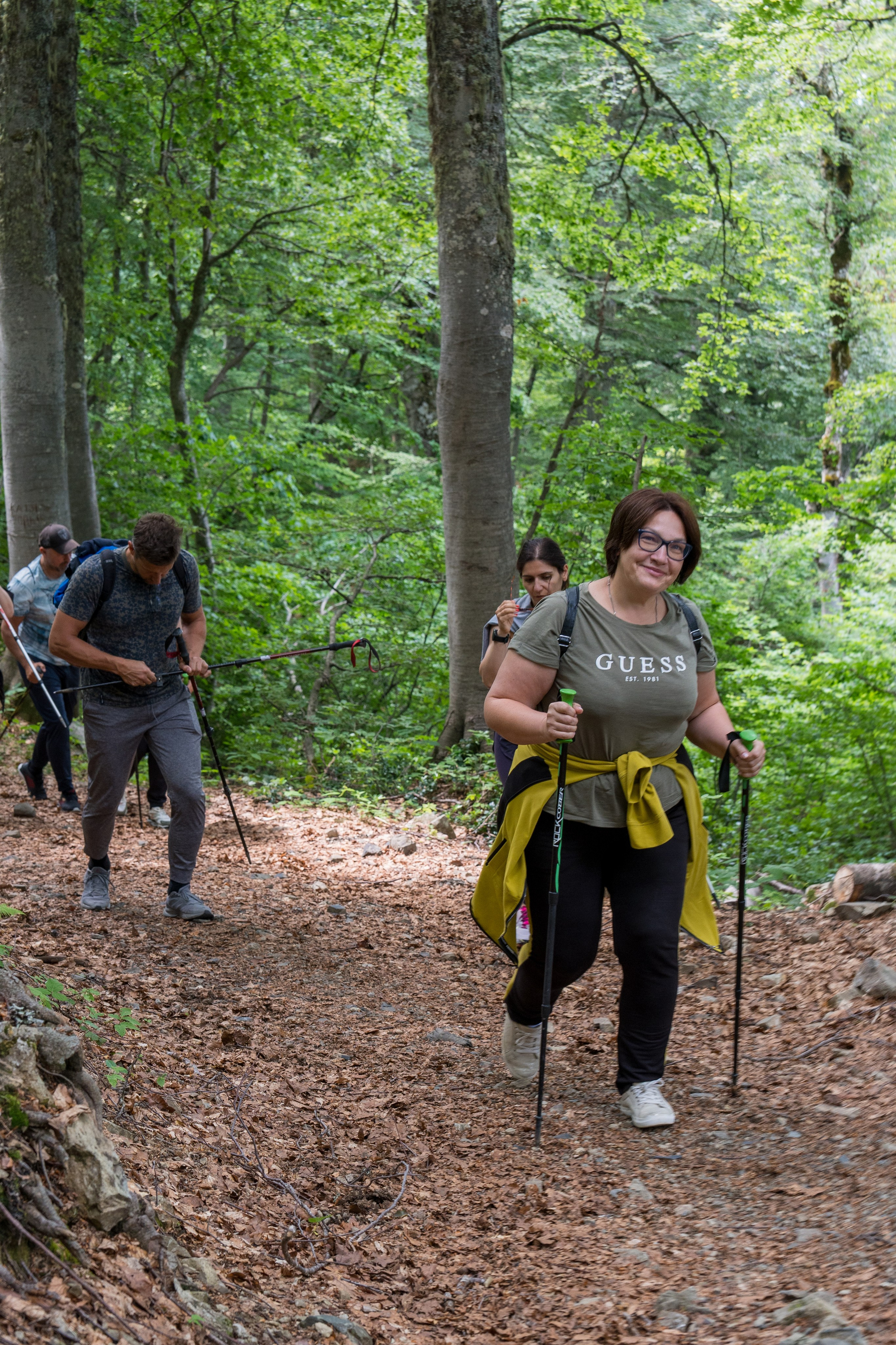 MICE мероприятие для компании «Доставка морем»: хайкинг к Ачипсинским водопадам. Репортажный фотограф в Красной Поляне и Сочи Павлюченко Екатерина