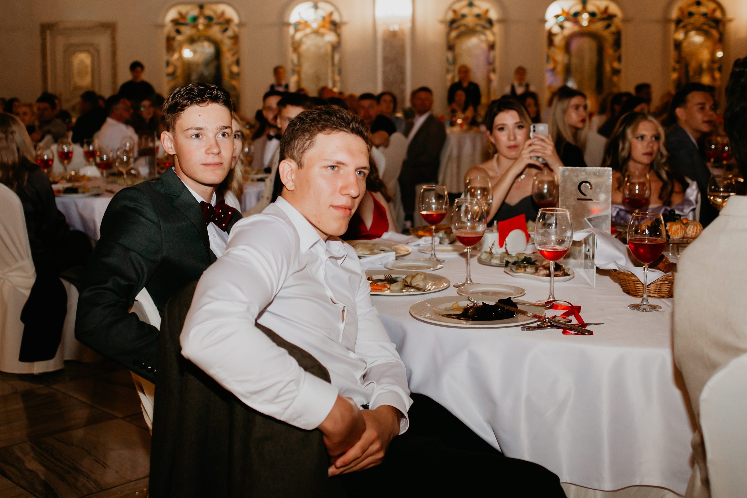 Выпускной. 11 лицей. Фотограф в Челябинске Ополихина Анна