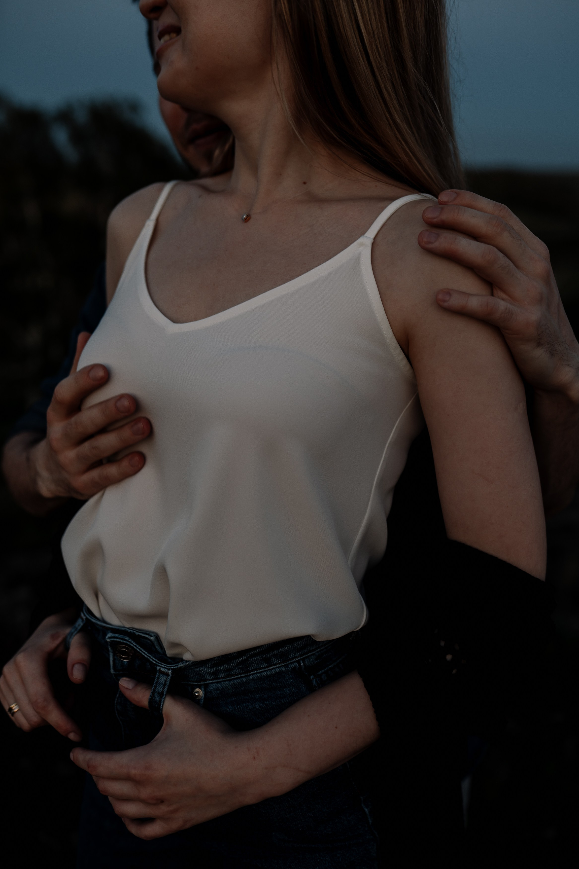 Сквозь пальцы. Андрейко Надежда