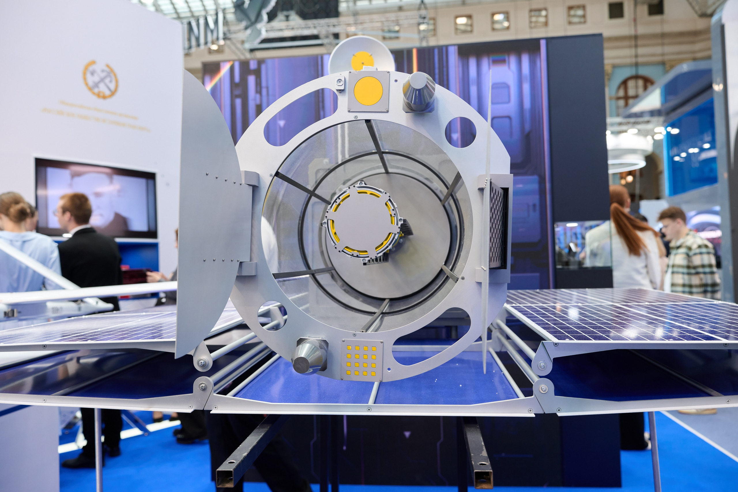 19 Международный форум и выставка Транспорт России. Сергей Богомолов. Свадебный и семейный фотограф