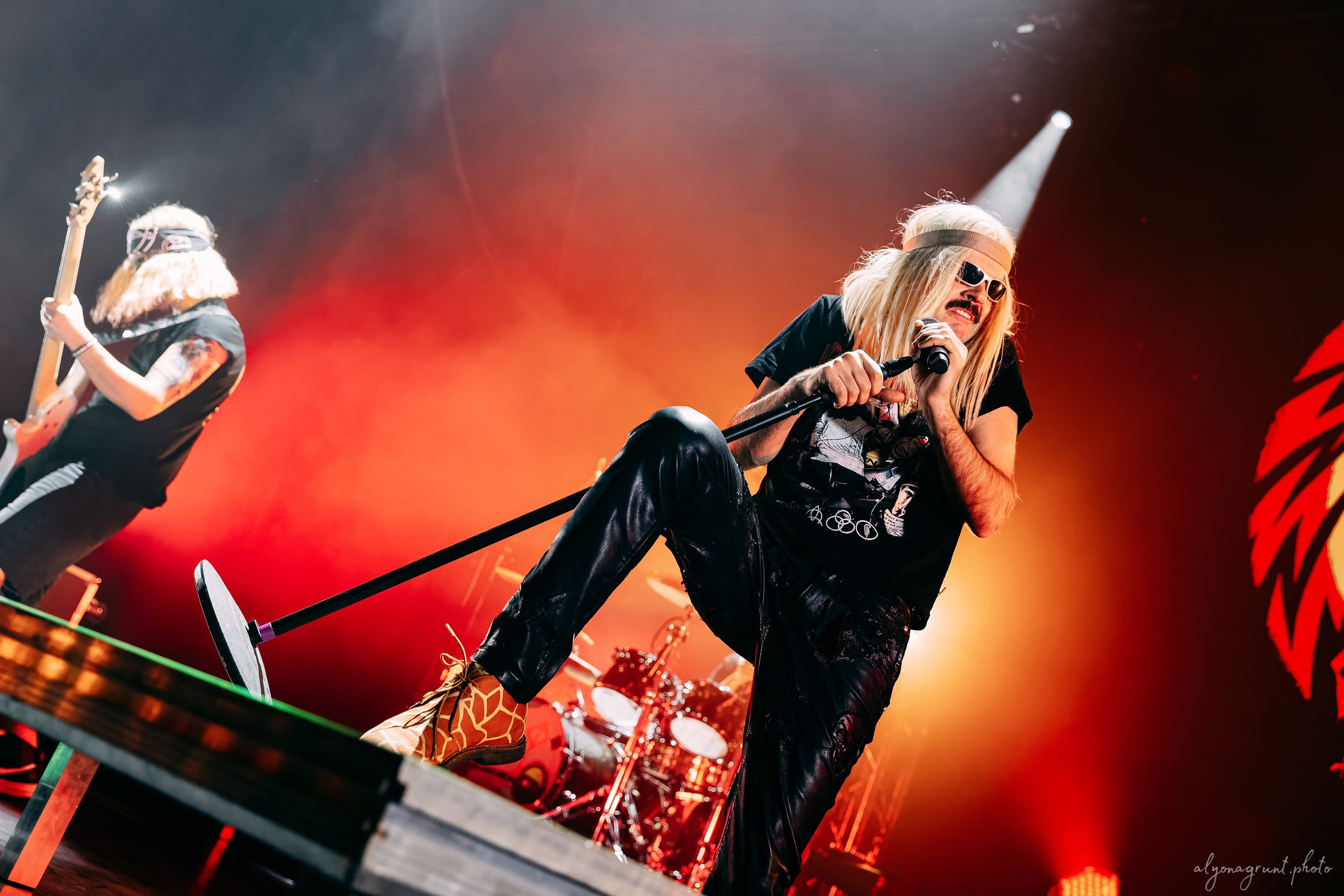 Багровый Фантомас Люба