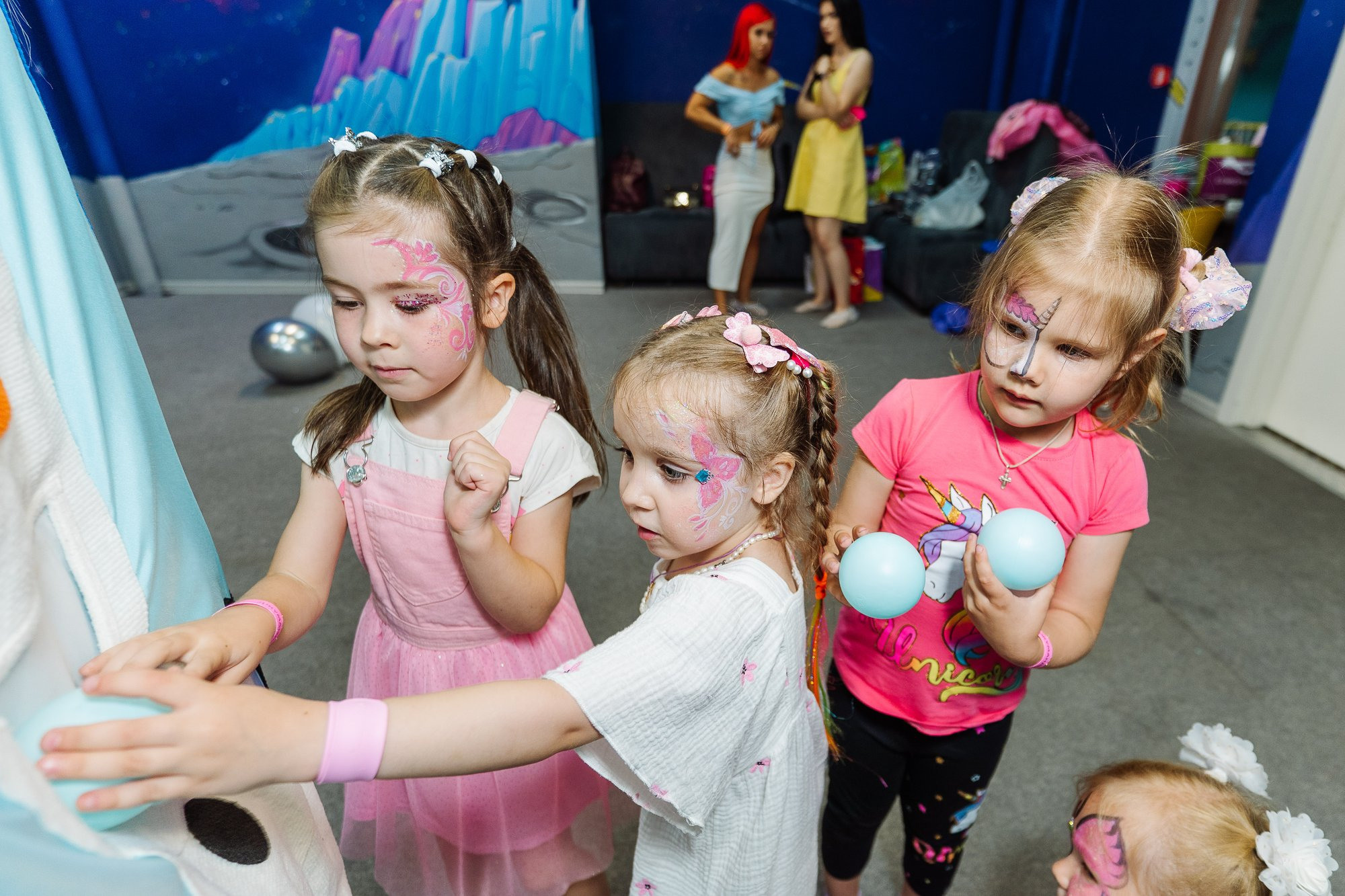 Алёна 4 года