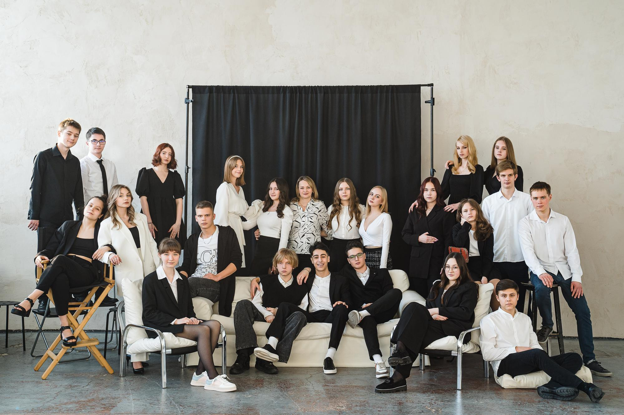 Портреты для альбомов Гимназия 17 кл.11Б