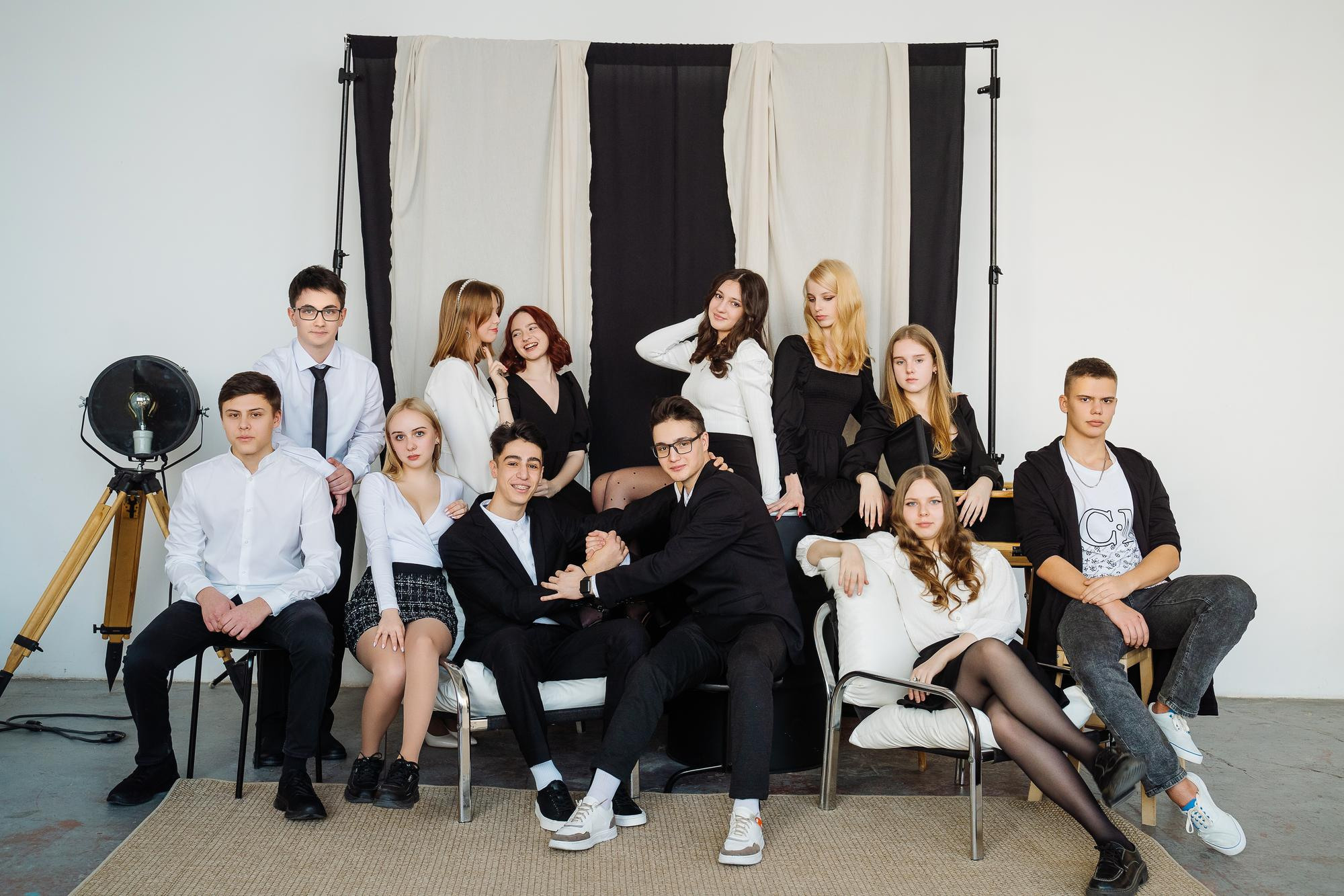 Портреты для альбомов Гимназия 17 кл.11Б