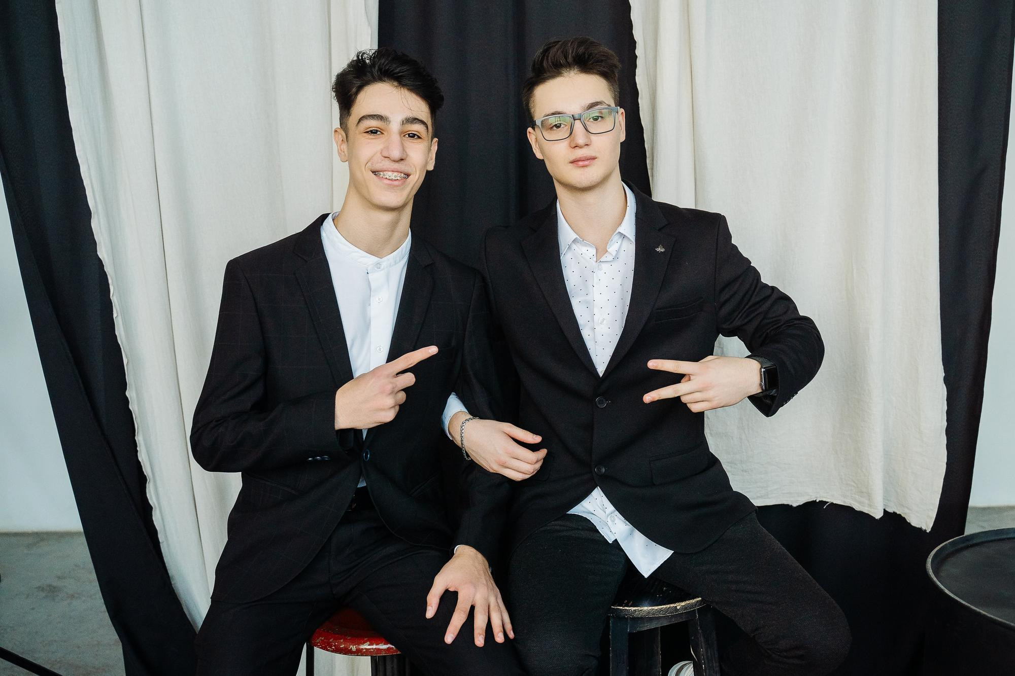 Портреты для альбомов Гимназия 17 кл.11Б