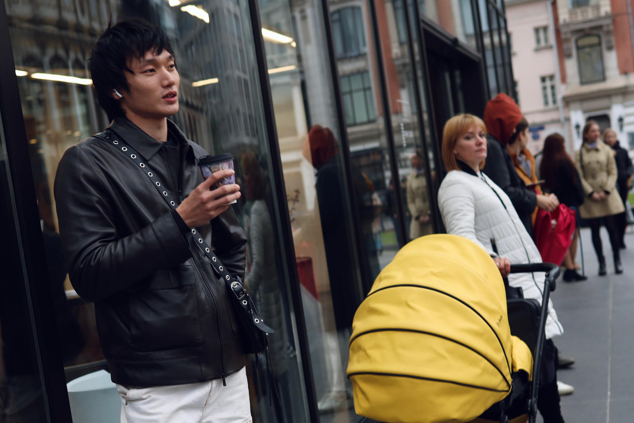 Стрит. Фотограф в Москве — Рина Серёгина — съёмка в студии и репортаж