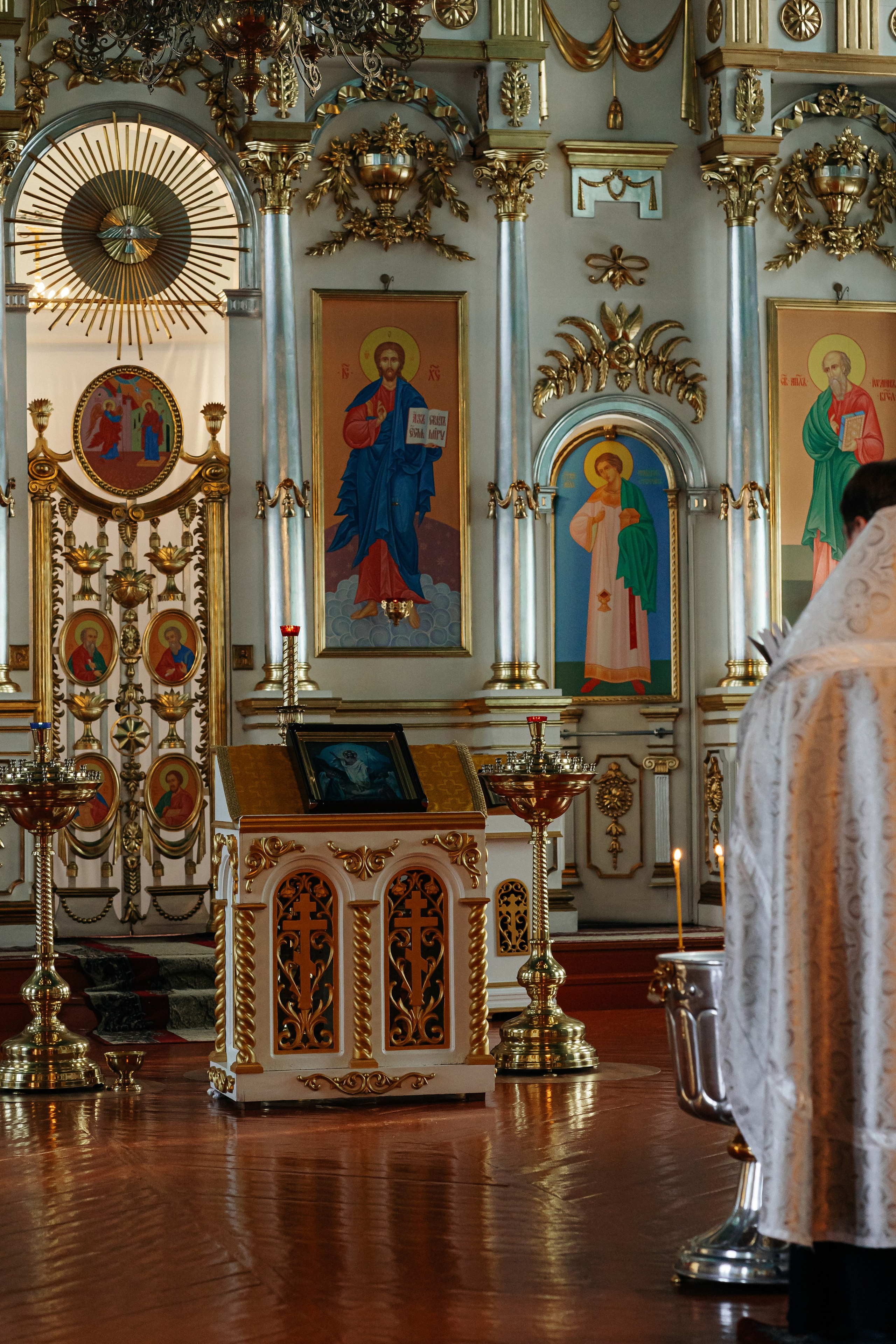 Фотосъемка крещения. Фотограф Ким Наталья в Красноярске