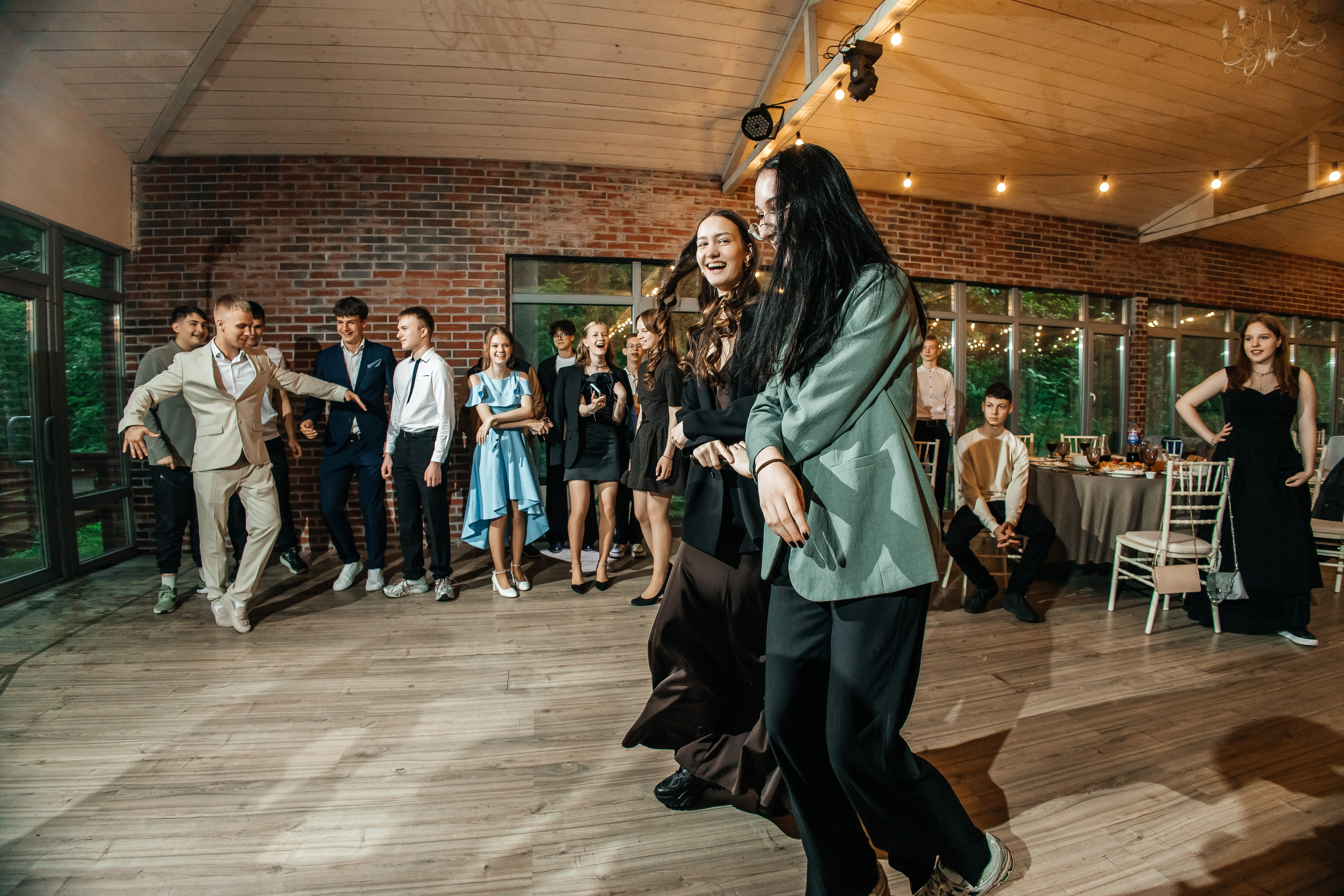 Выпускной 9 класс. Фотограф в Санкт-Петербурге Виктория Безверхая