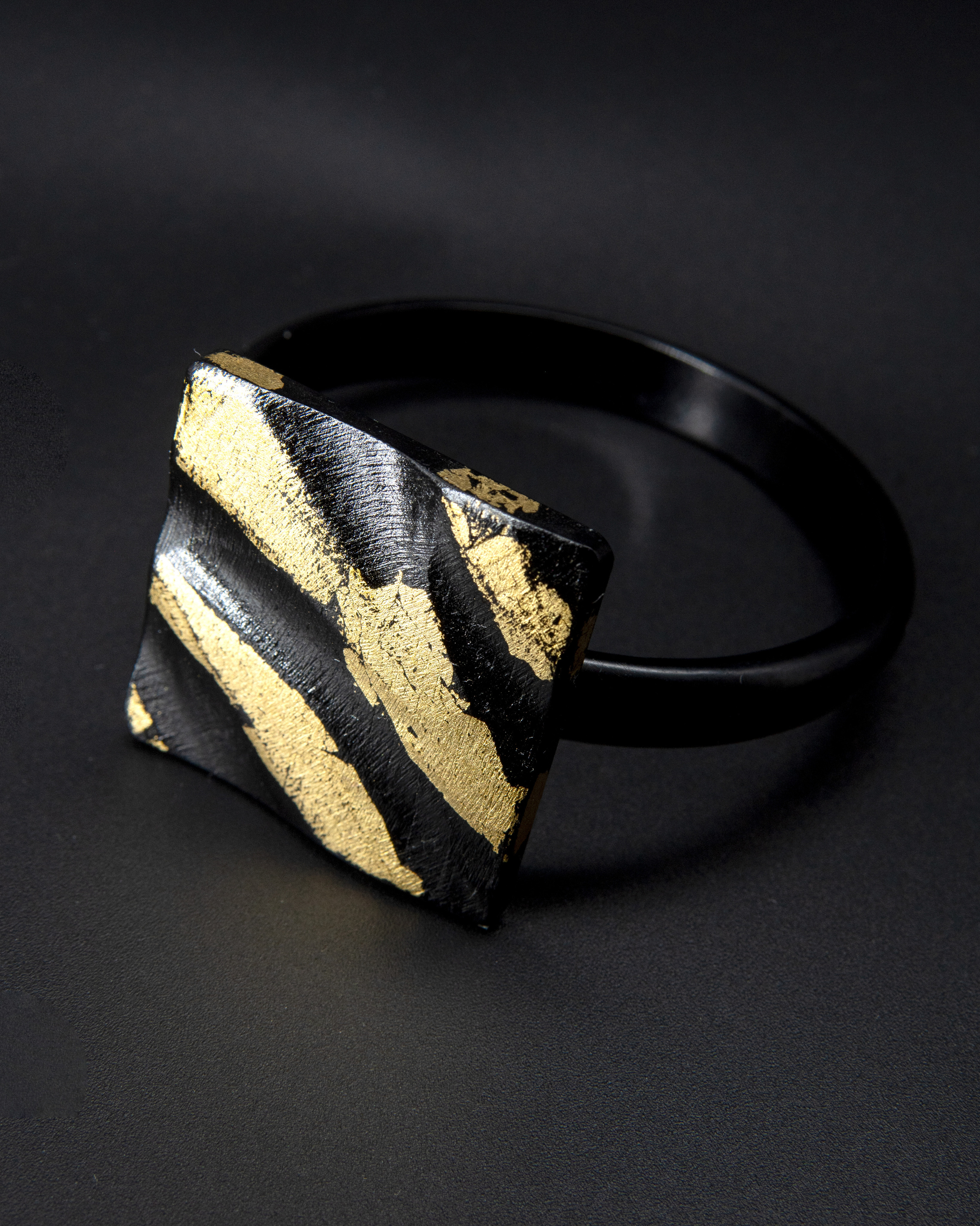 Exotica wood предметка. Фотограф Алла Быкова