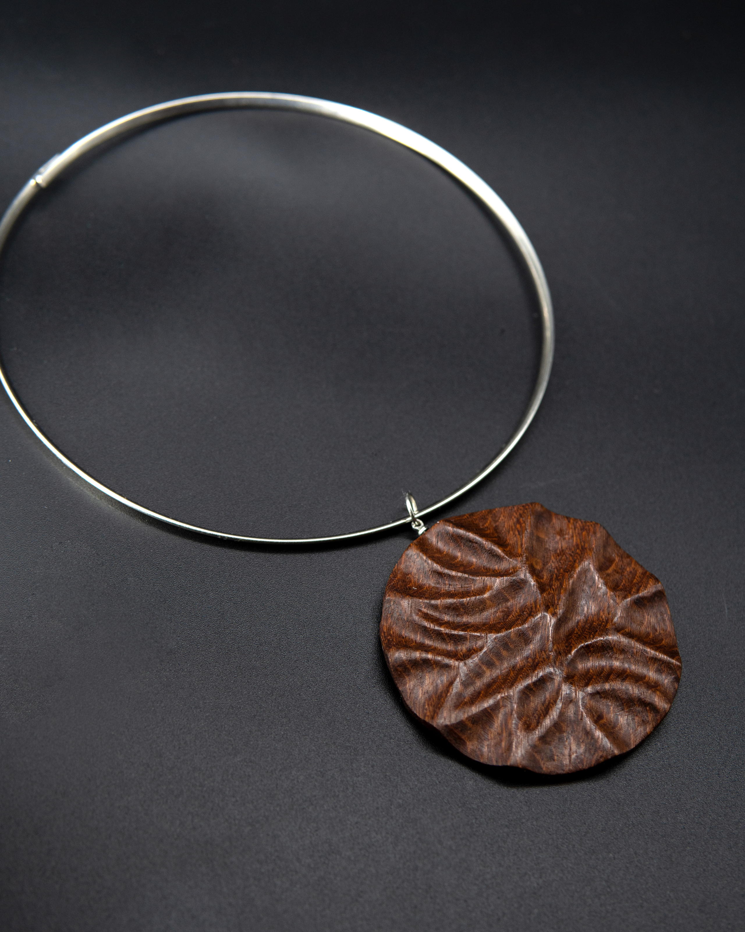 Exotica wood предметка. Фотограф Алла Быкова