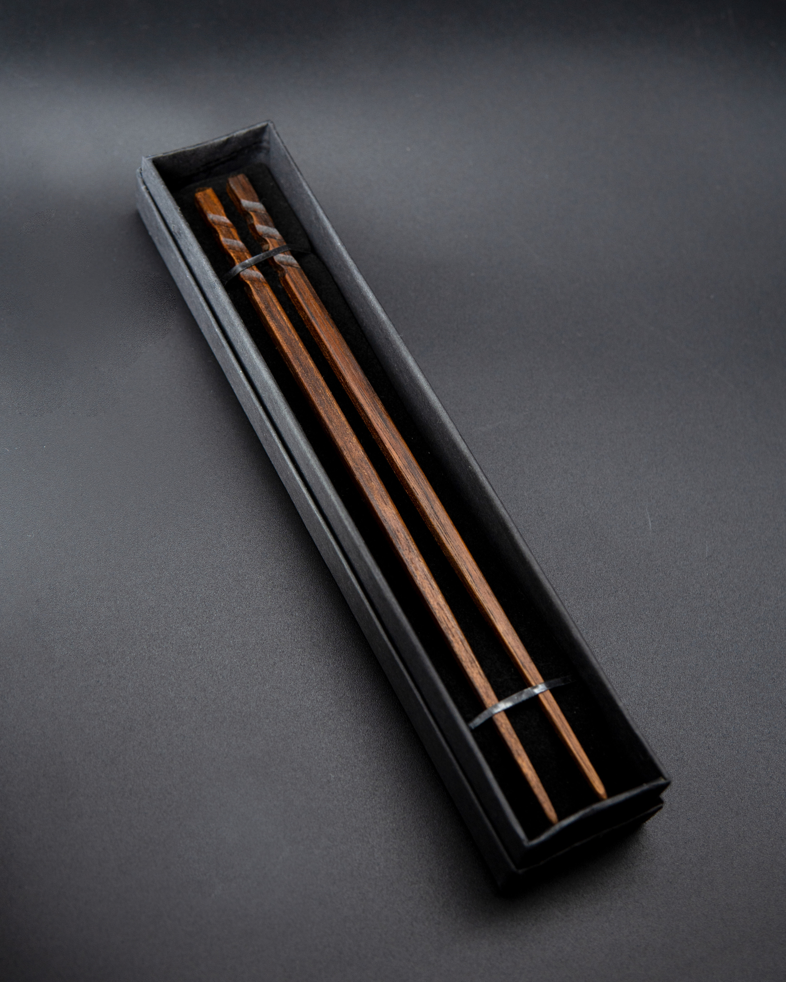 Exotica wood предметка. Фотограф Алла Быкова