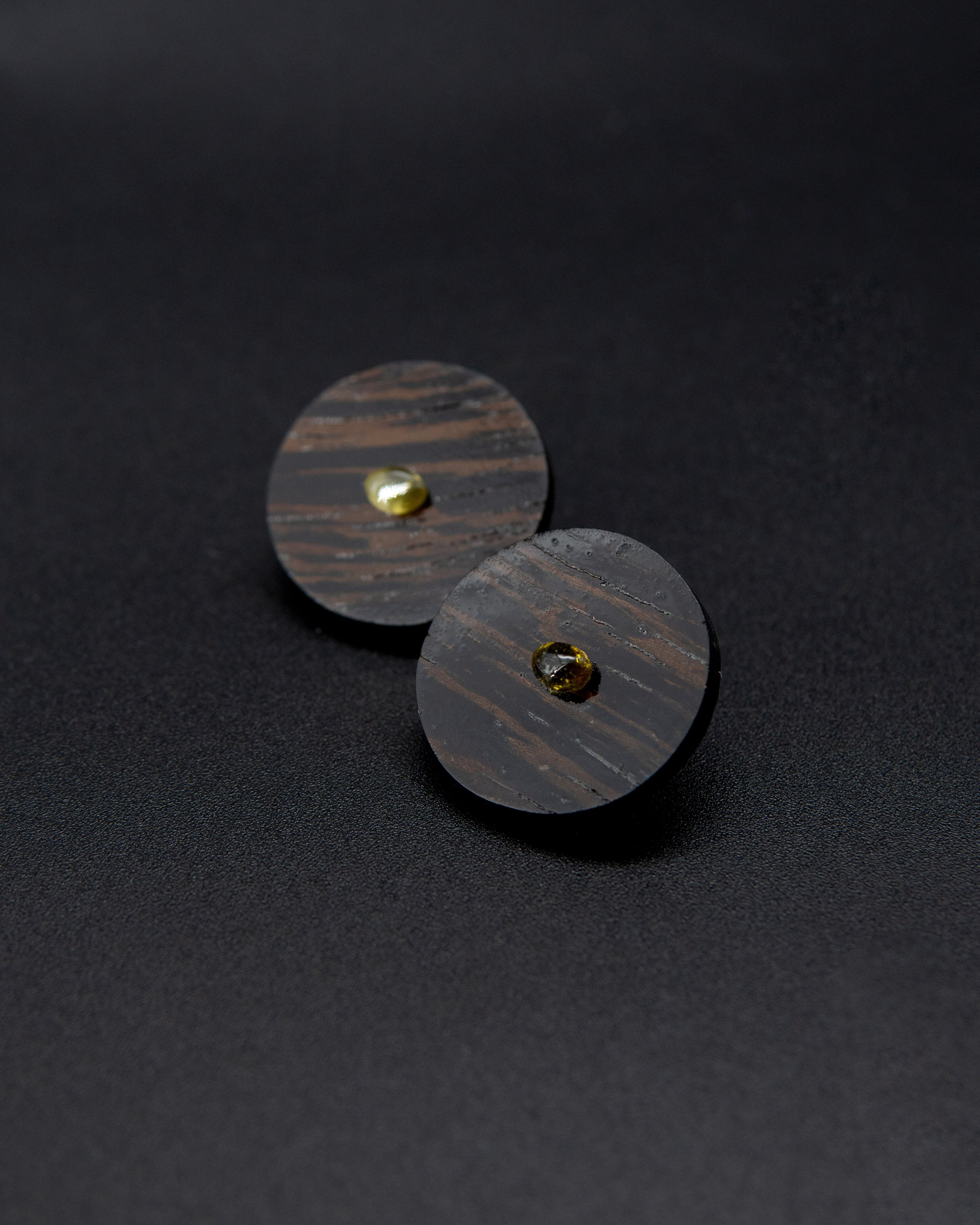 Exotica wood предметка. Фотограф Алла Быкова