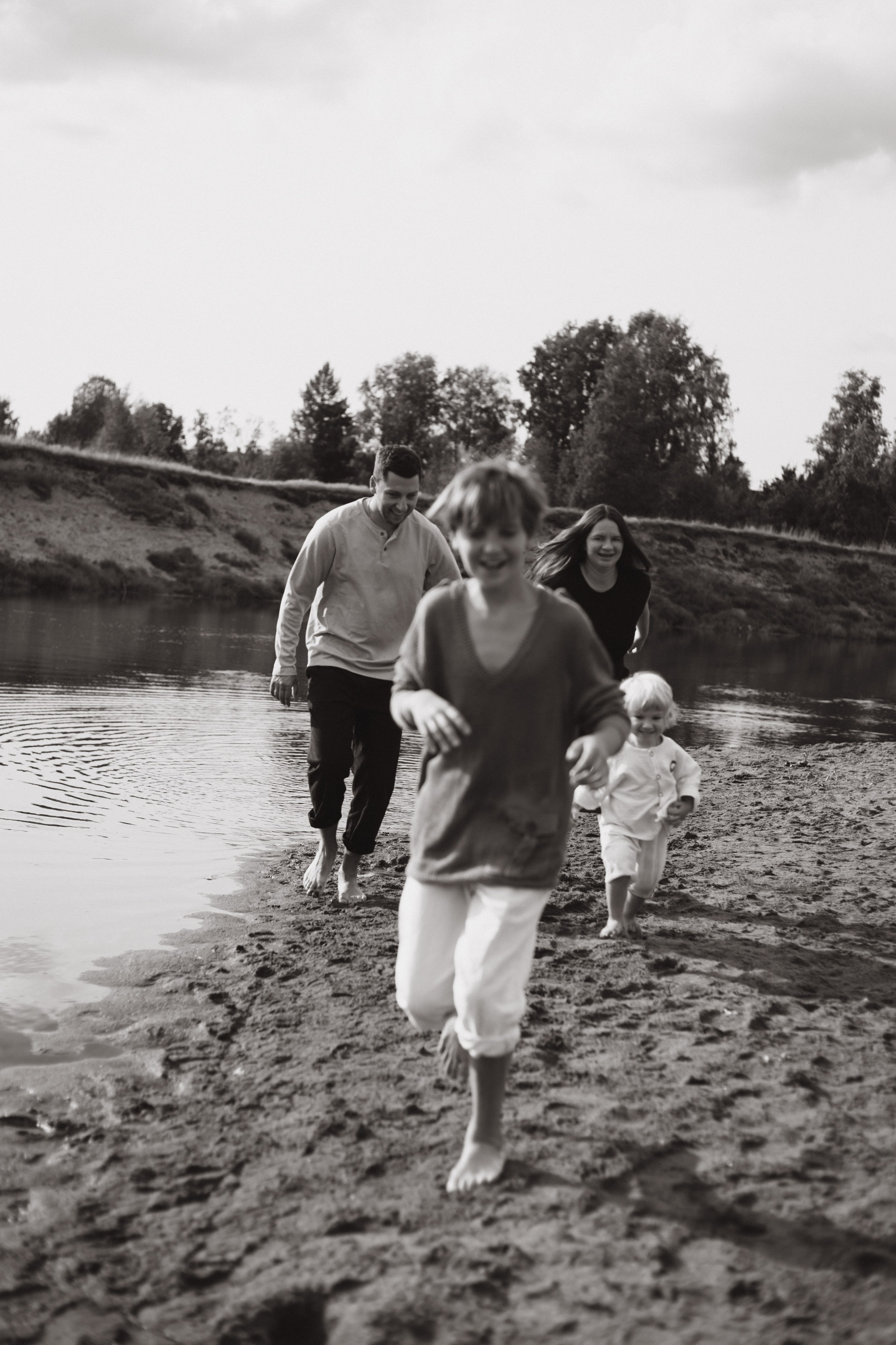 Артем + Кристина + Мирон + Трофим. Услуги