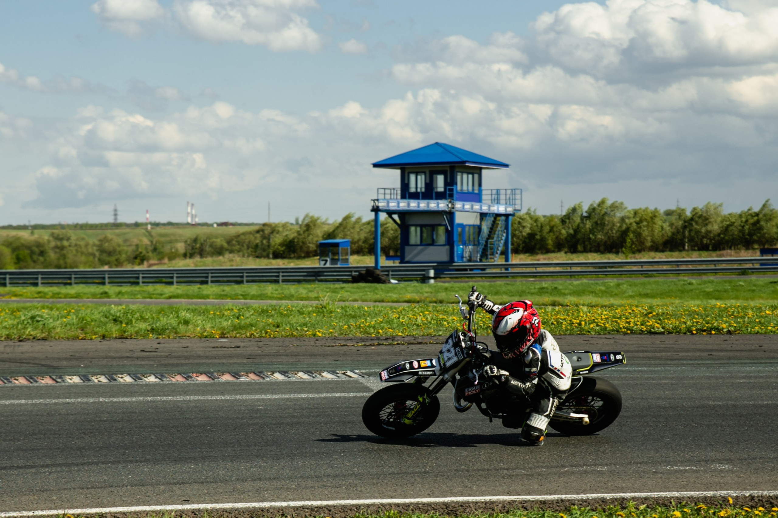 20й Юбилейный сезон Чемпионата Супермото и Минимотард 2024 г.Рязань. Фотограф Ершова Светлана