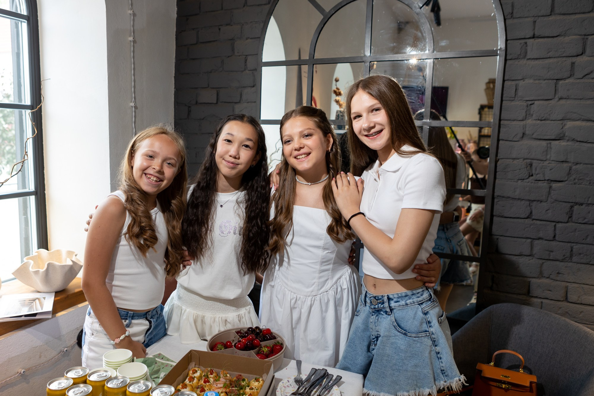 День рождения в Loft Flowers. Фотограф в Оренбурге. Профессиональный фотограф