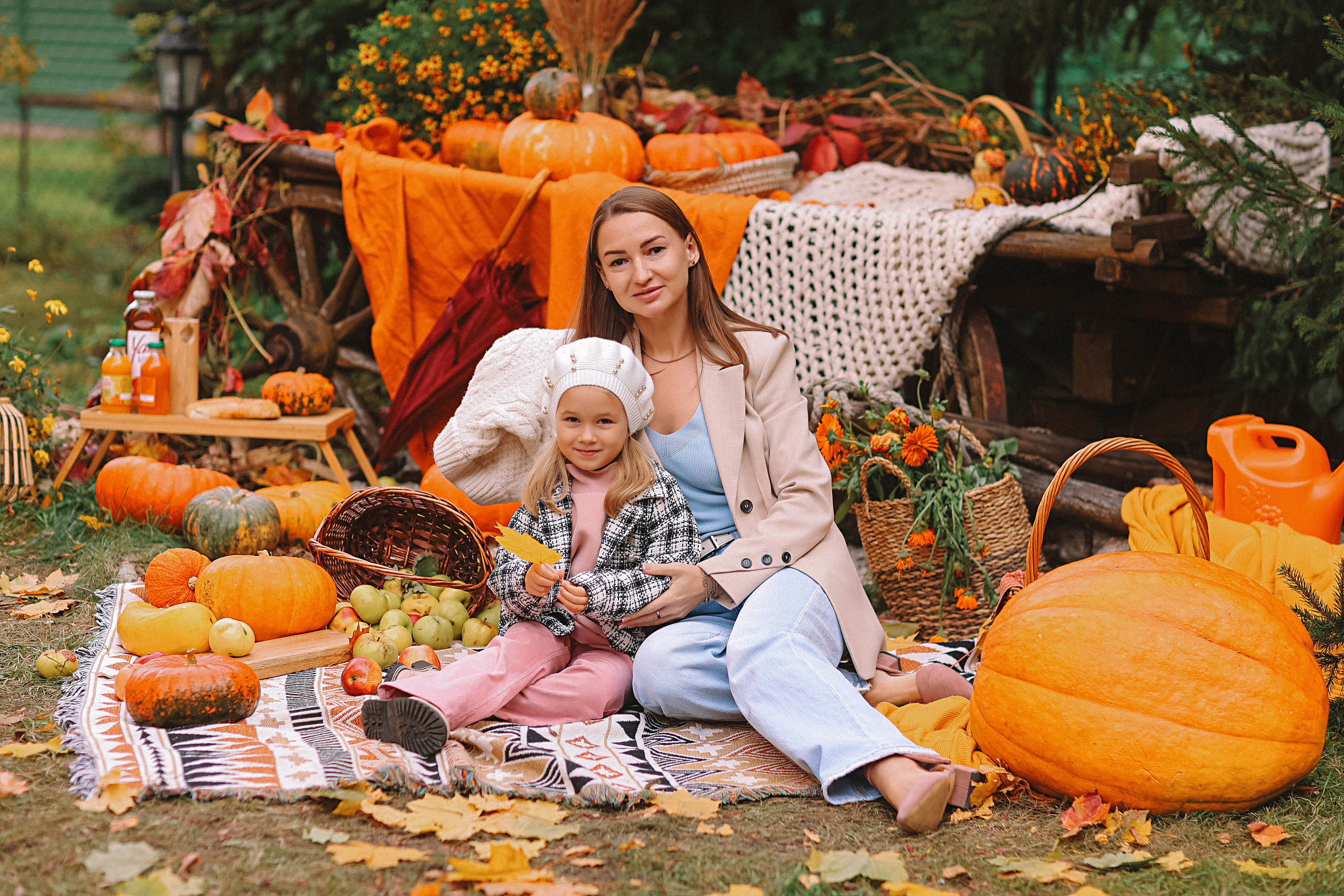 Тыквы. Семейный фотограф Тюмень, фотограф на роды Салмина Мария