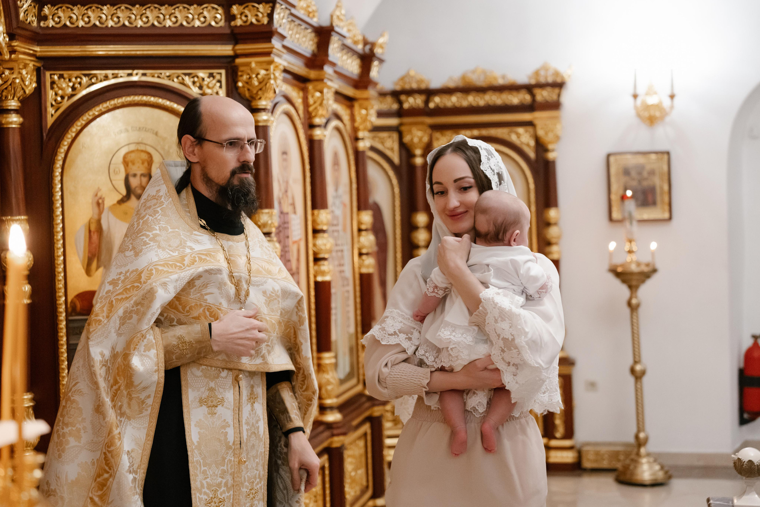 Фотограф на крещение в Церкви Троицы Живоначальной в Останкино
