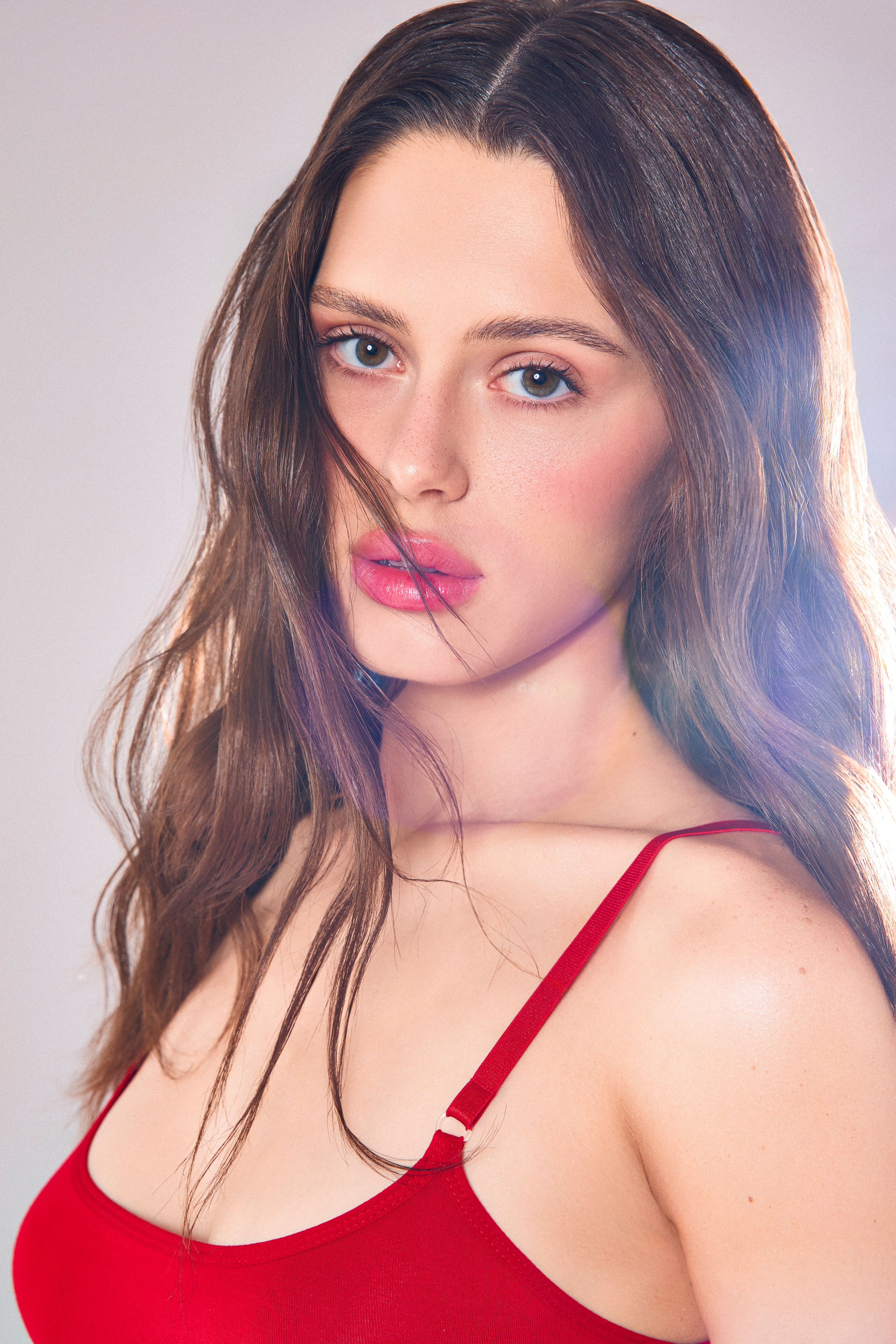 Anna. Elona_production