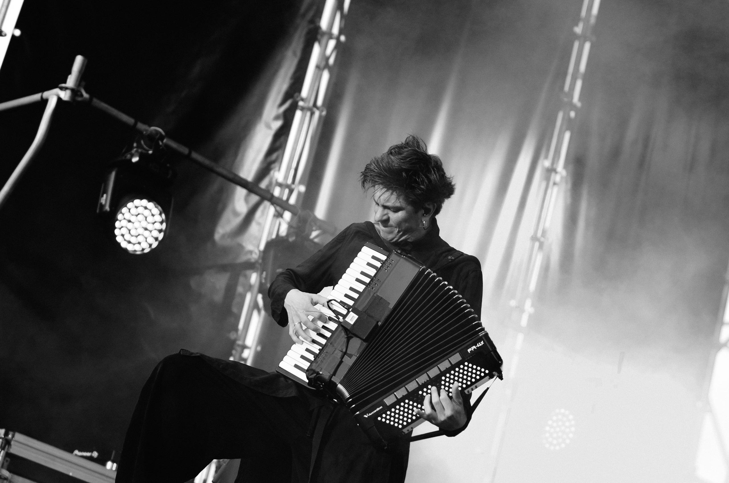 Концерт The Hatters на фестивале «Грань» в Барнауле. Денисова Аля — фотограф для парных съемок и индивидуальных историй в Барнауле