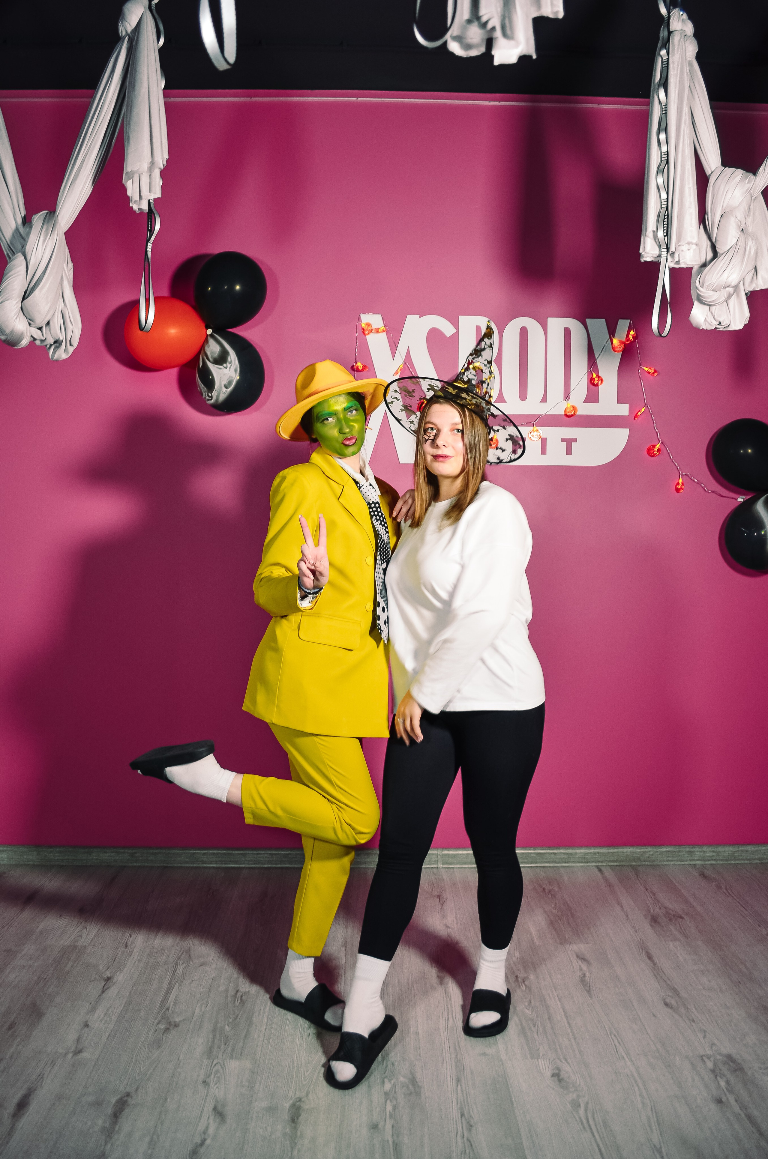 Фоторепортаж мероприятия в фитнес-клубе. Денисова Аля — фотограф для парных съемок и индивидуальных историй в Барнауле