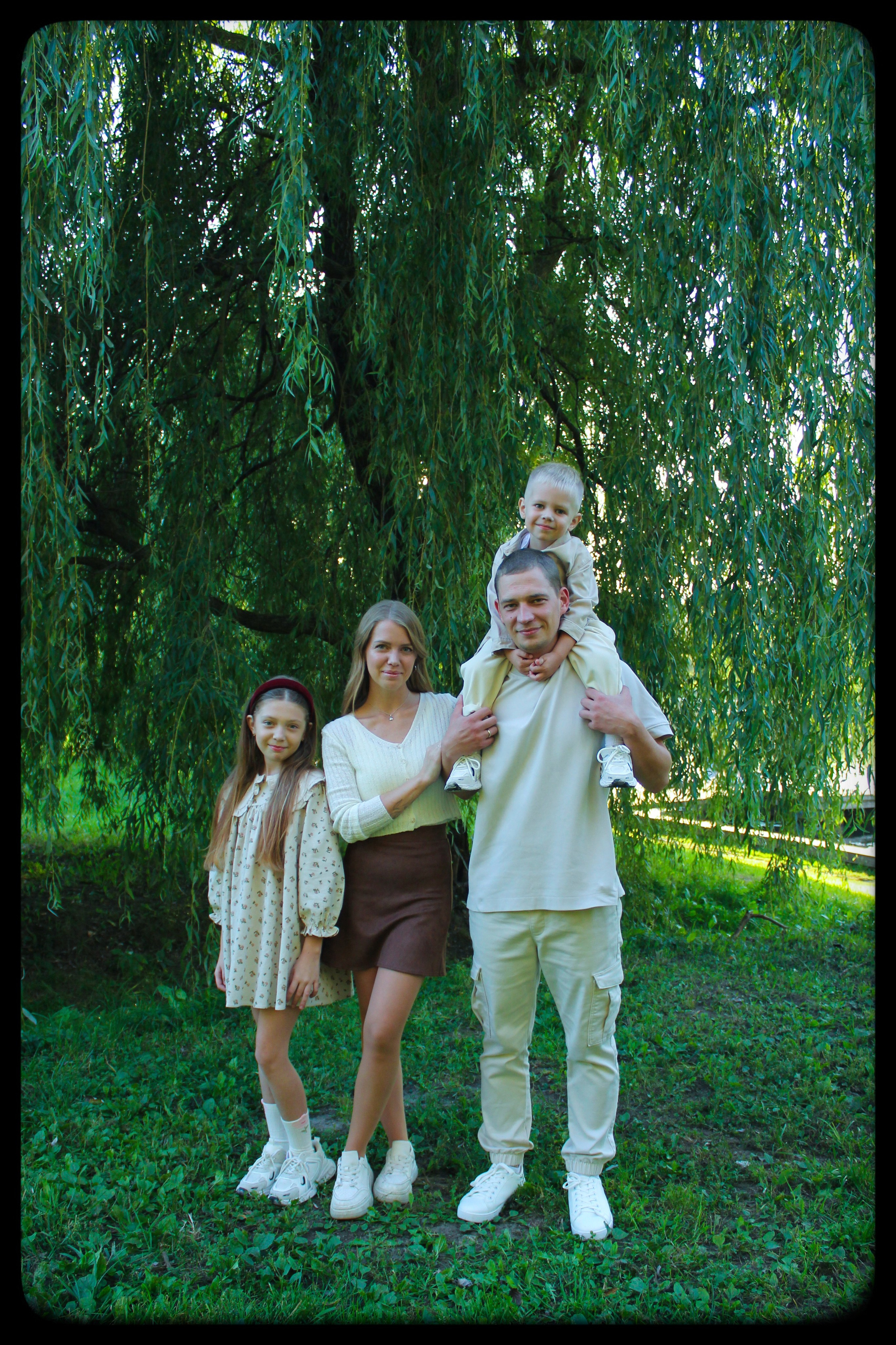 Семейная фотосессия на природе.Фотосессия в парке.Семья. Мария Чашина. Семейный и детский фотограф г. Москва