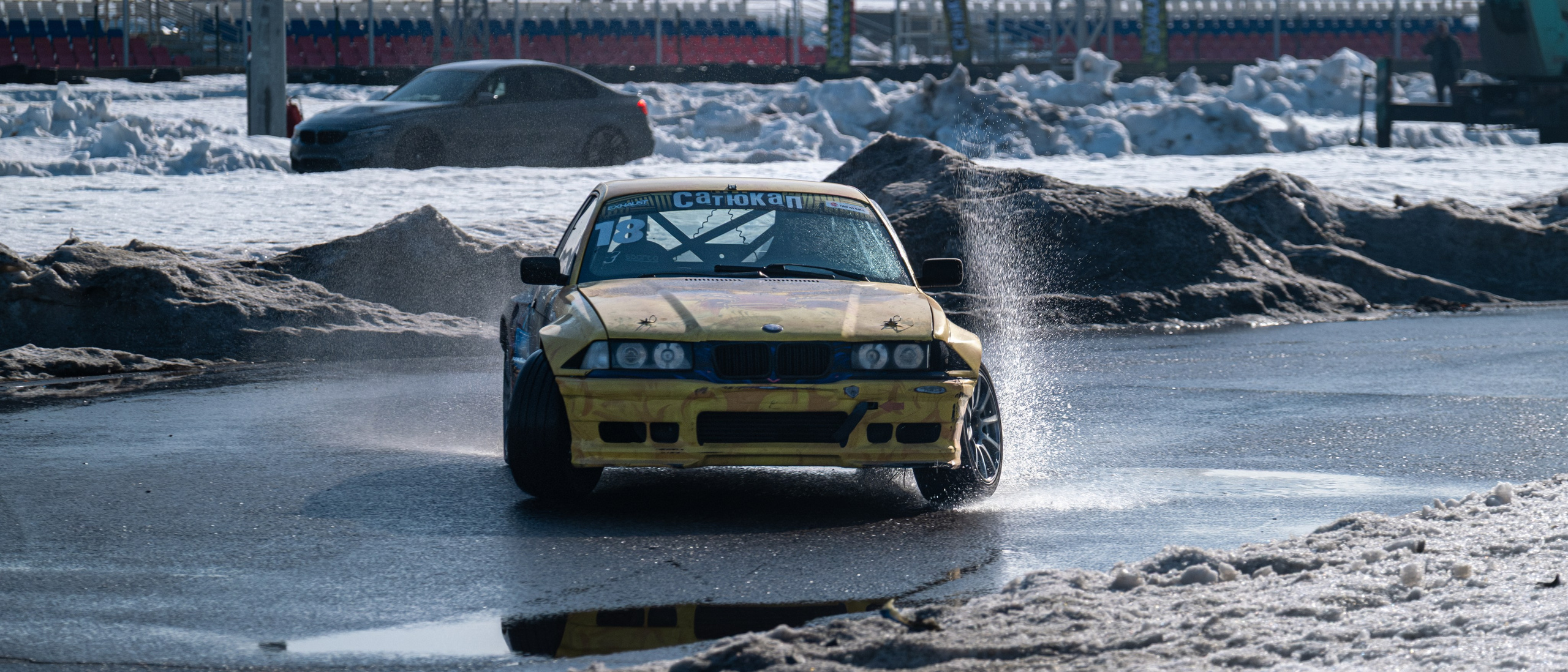 Спортивная автомобильная съемка. Malenkyia