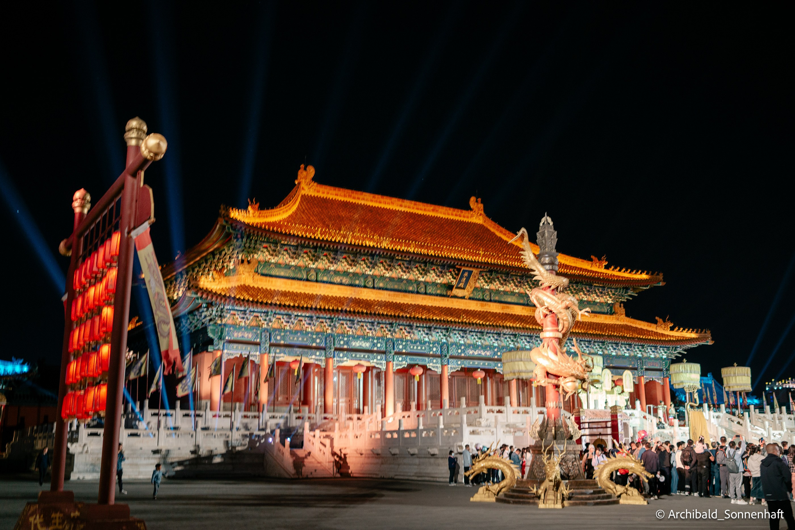 Datong. Photographer in Guangzhou, China. Archibald Sonnenhaft