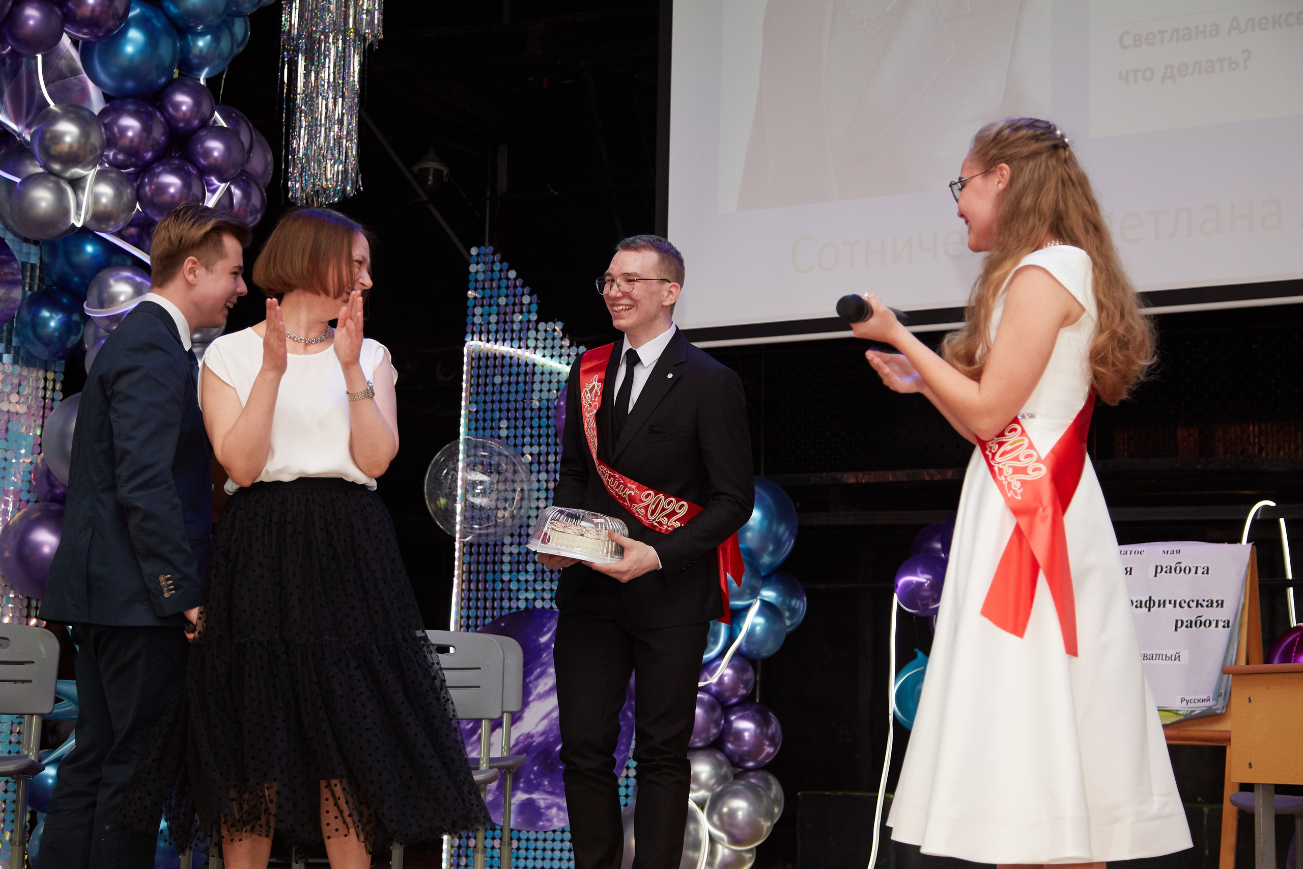 Последний звонок. Фотограф Савченко Люба. Москва