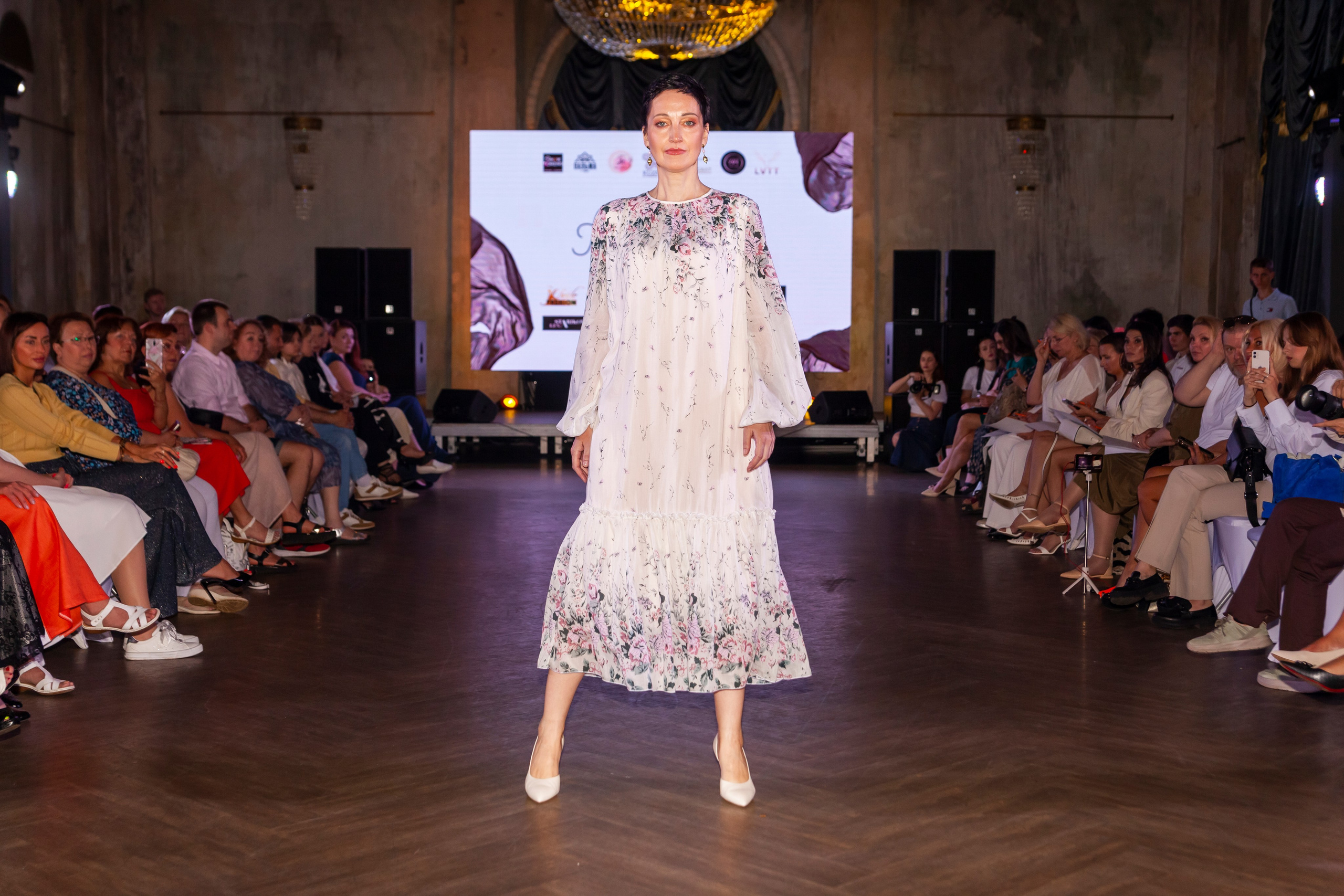 Аллея моды. 28 июня 2023. Портретный фотограф в СПб Ирина Маринина