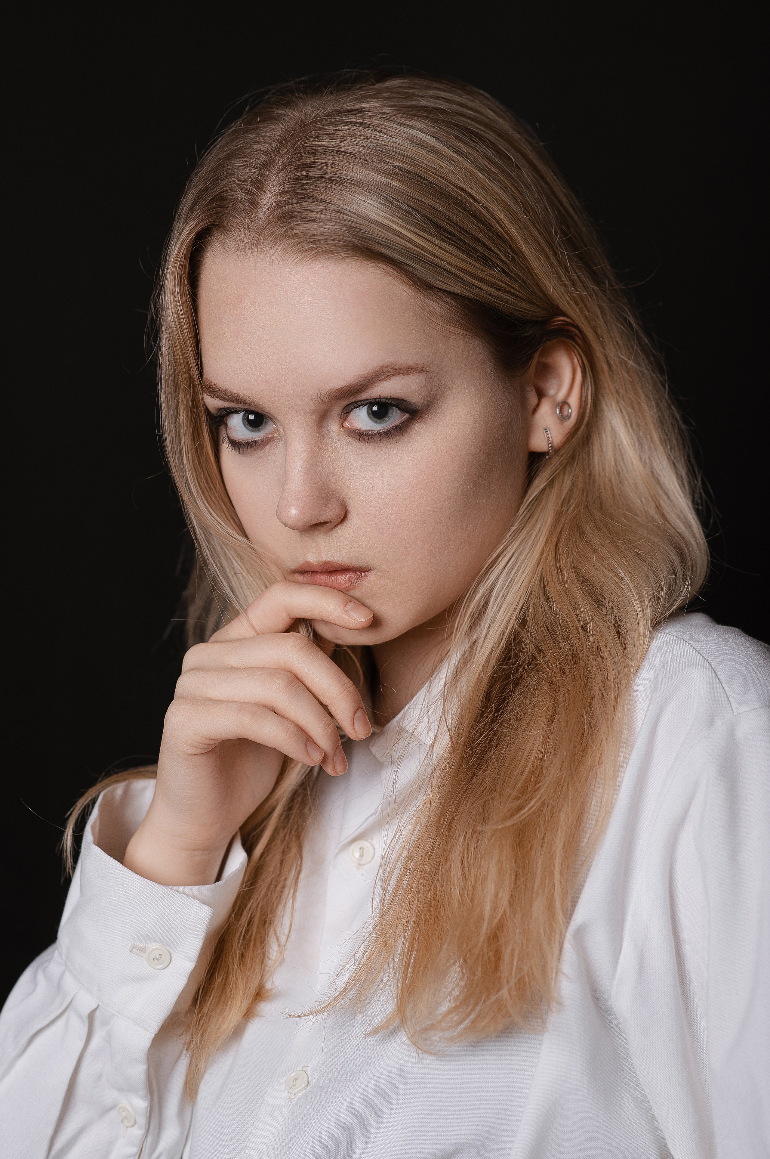 Мария студентка ЯГТИ имени Фирса Шишигина. Портреты. Свадебный фотограф в Ярославле Денис Медоваров